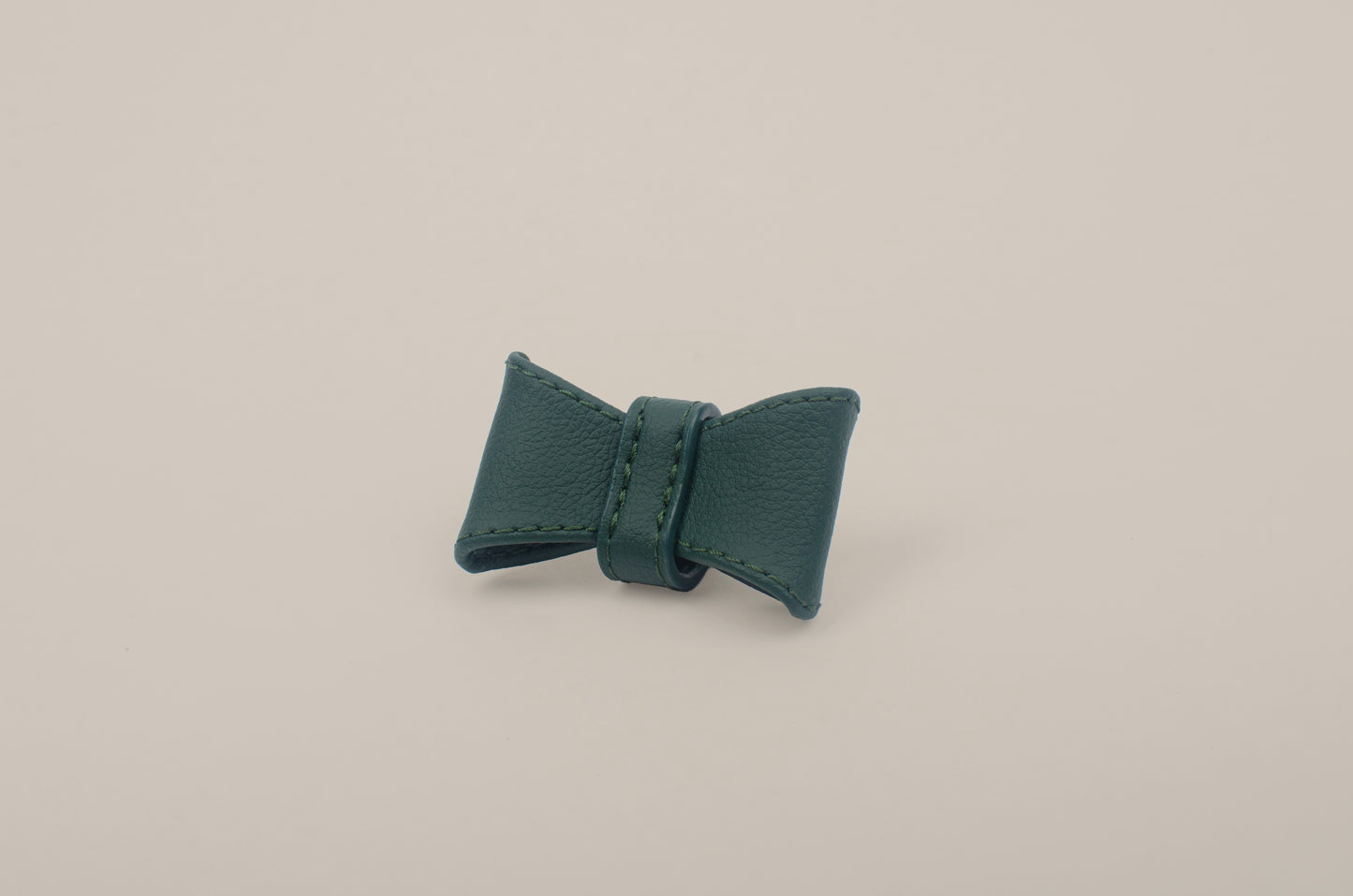 Accesorio para perro con pajarita verde azulado