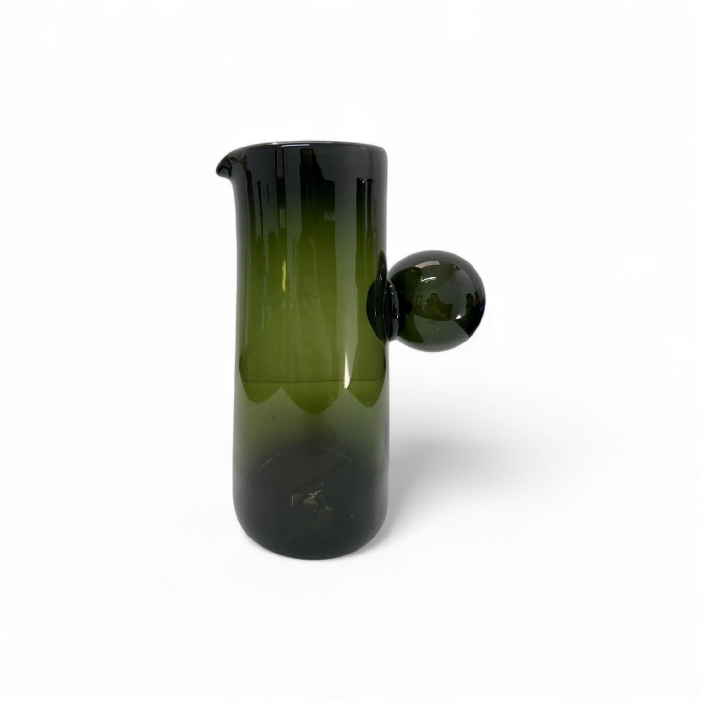 Nina Pitcher por MESO