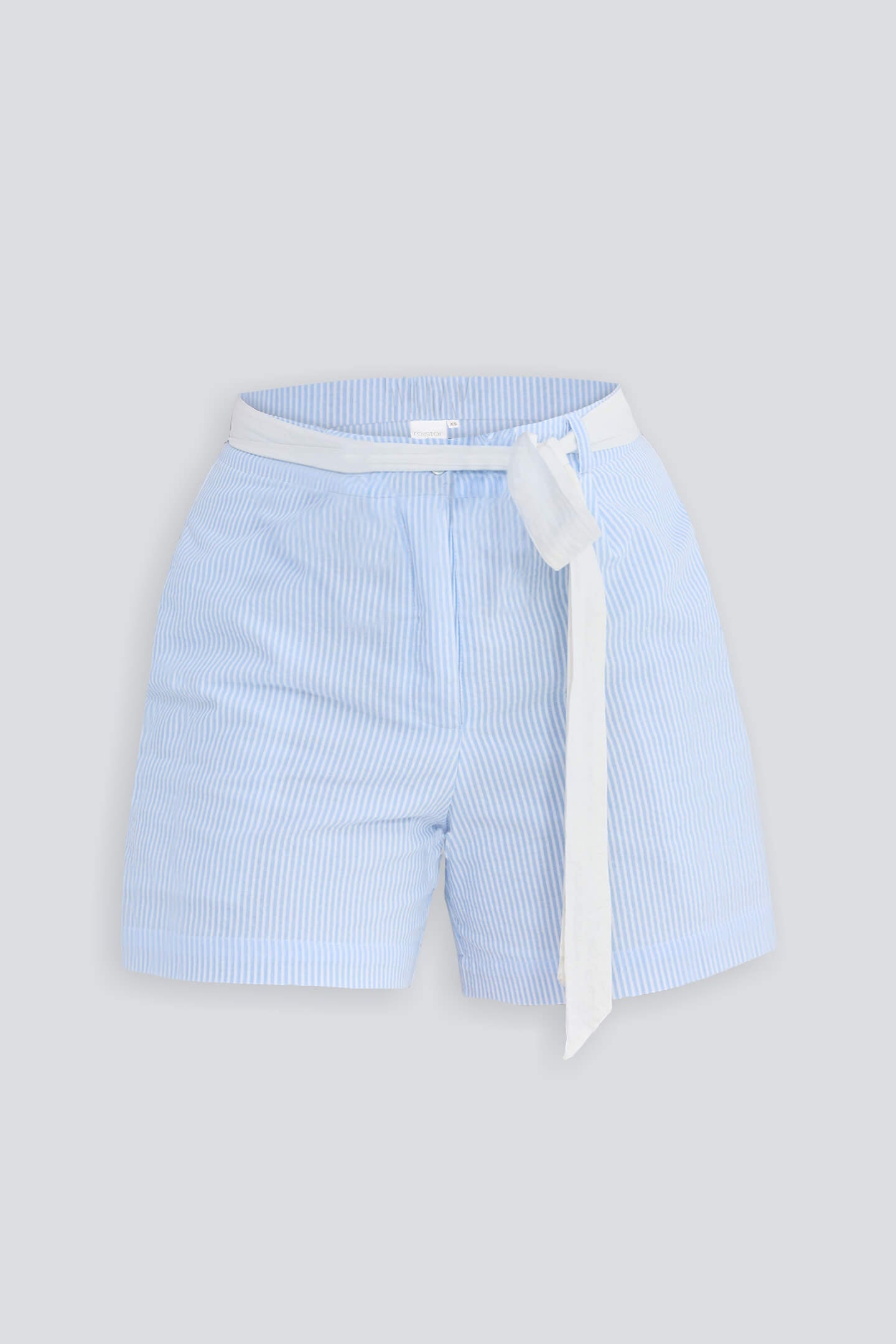 Pantalones cortos de corte regular a rayas