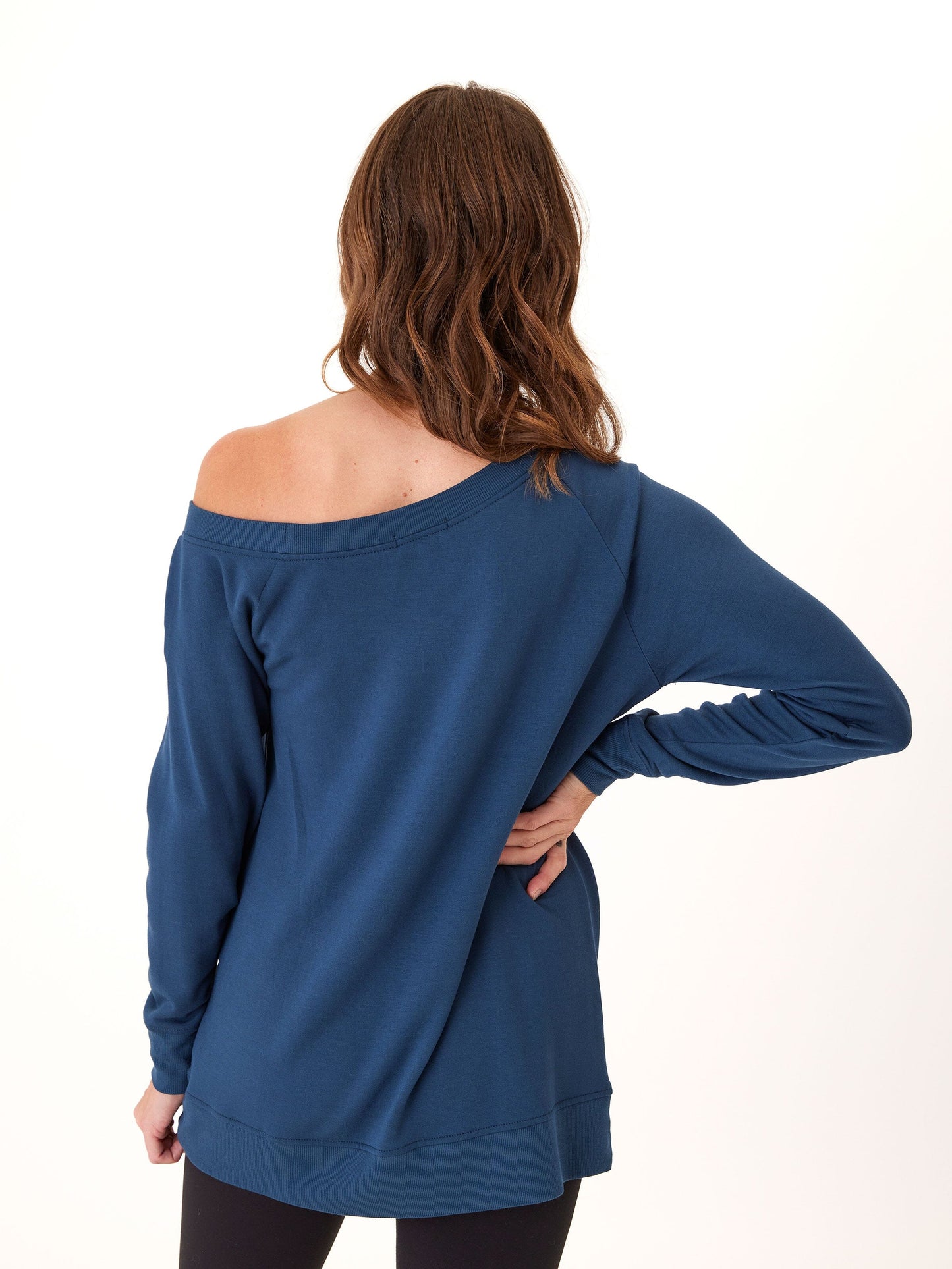 Sudadera Ohara Feather Fleece con hombros descubiertos