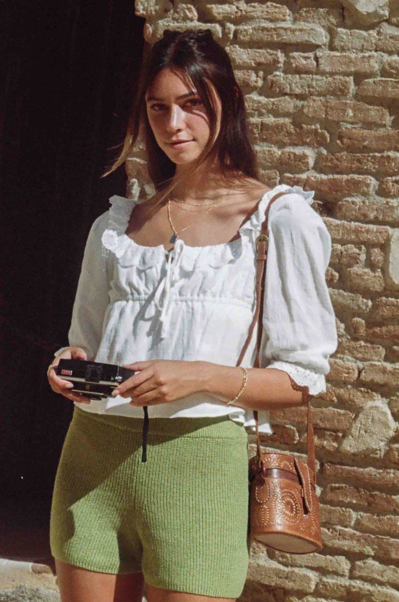 Maggie Crop - Blusa de algodón con encaje blanco