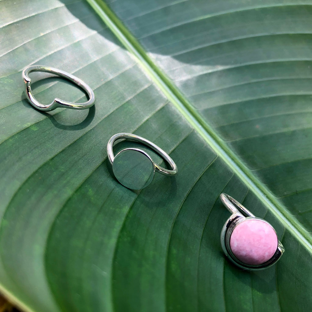 Anillo de media luna