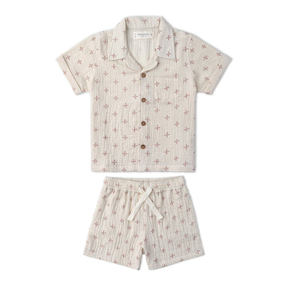 Conjunto de camisa y pantalón corto orgánico - Cruz