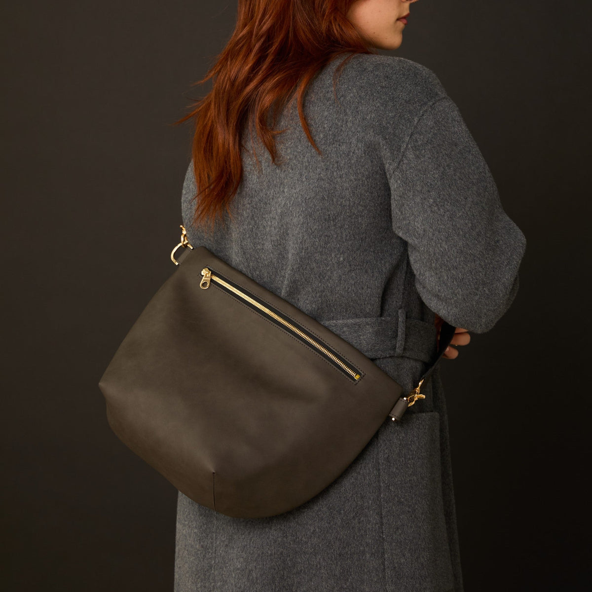 Pineapple Hobo Fanny Bag (Dark Grey)