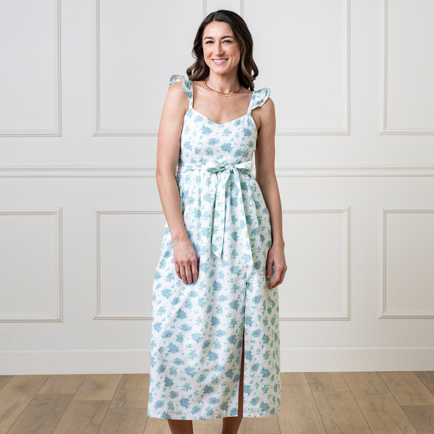 Vestido de fiesta de lino con volantes