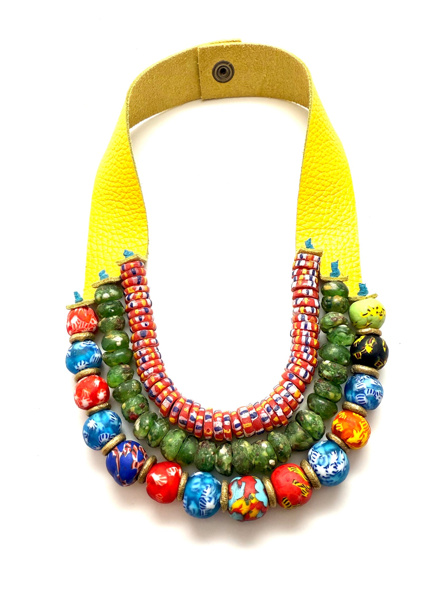 Collar de 3 hebras