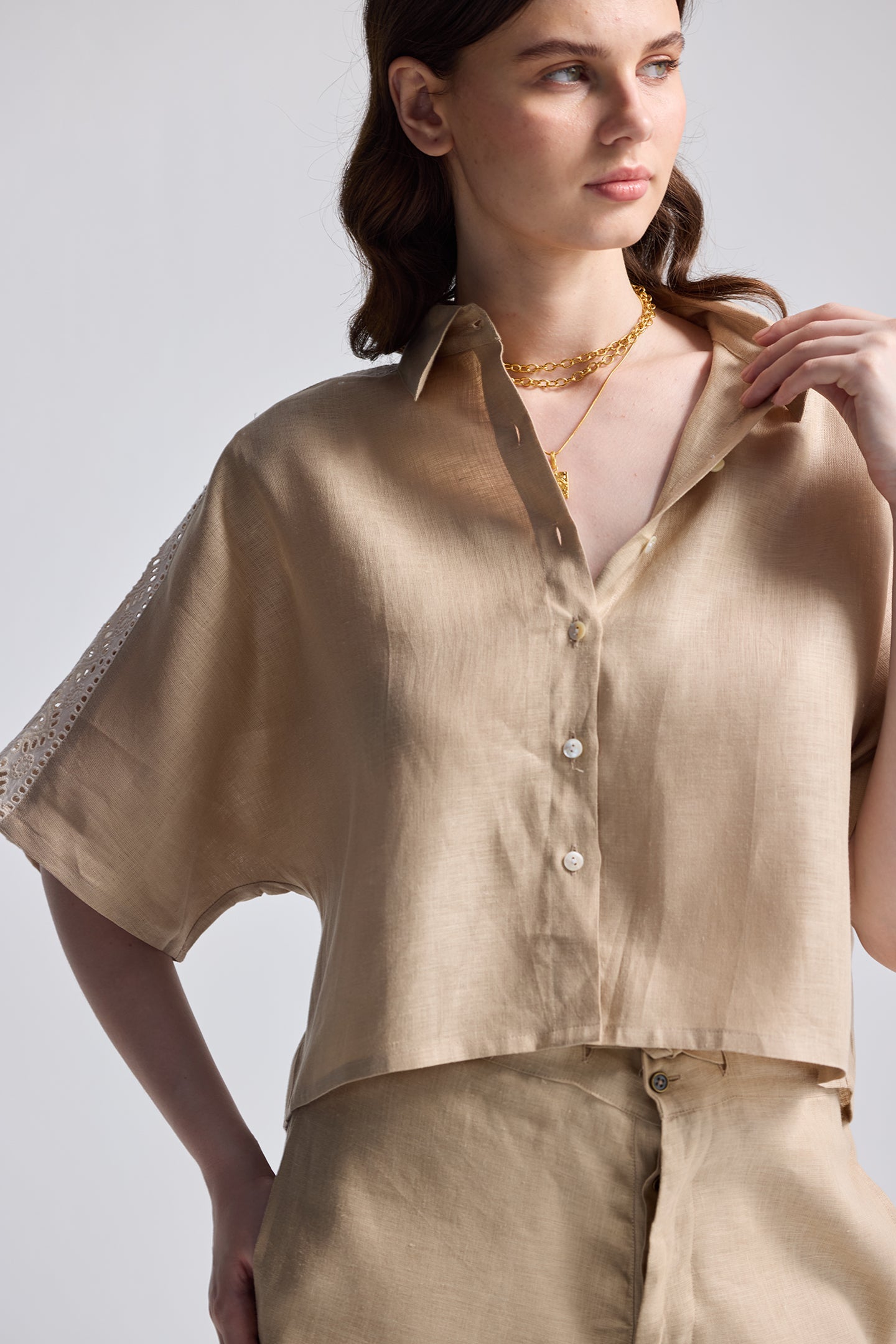 Camisa Oversize con Conjunto de Encaje