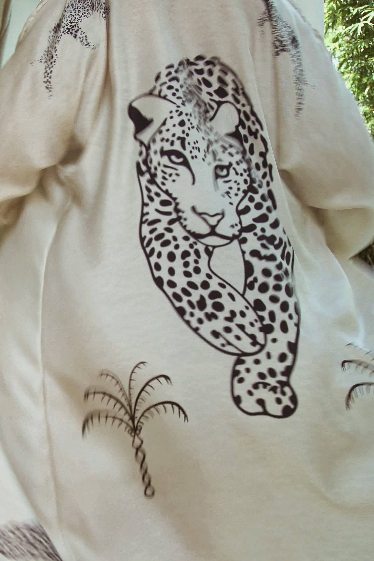 El kimono Jaguar de la túnica real 