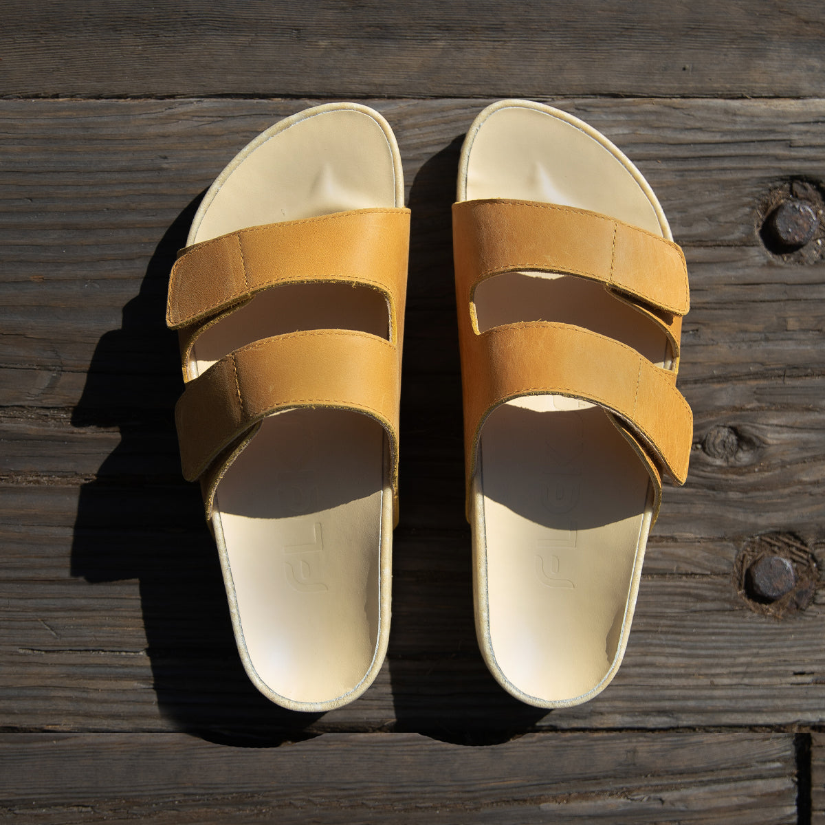 Riviera Leather - Gamuza