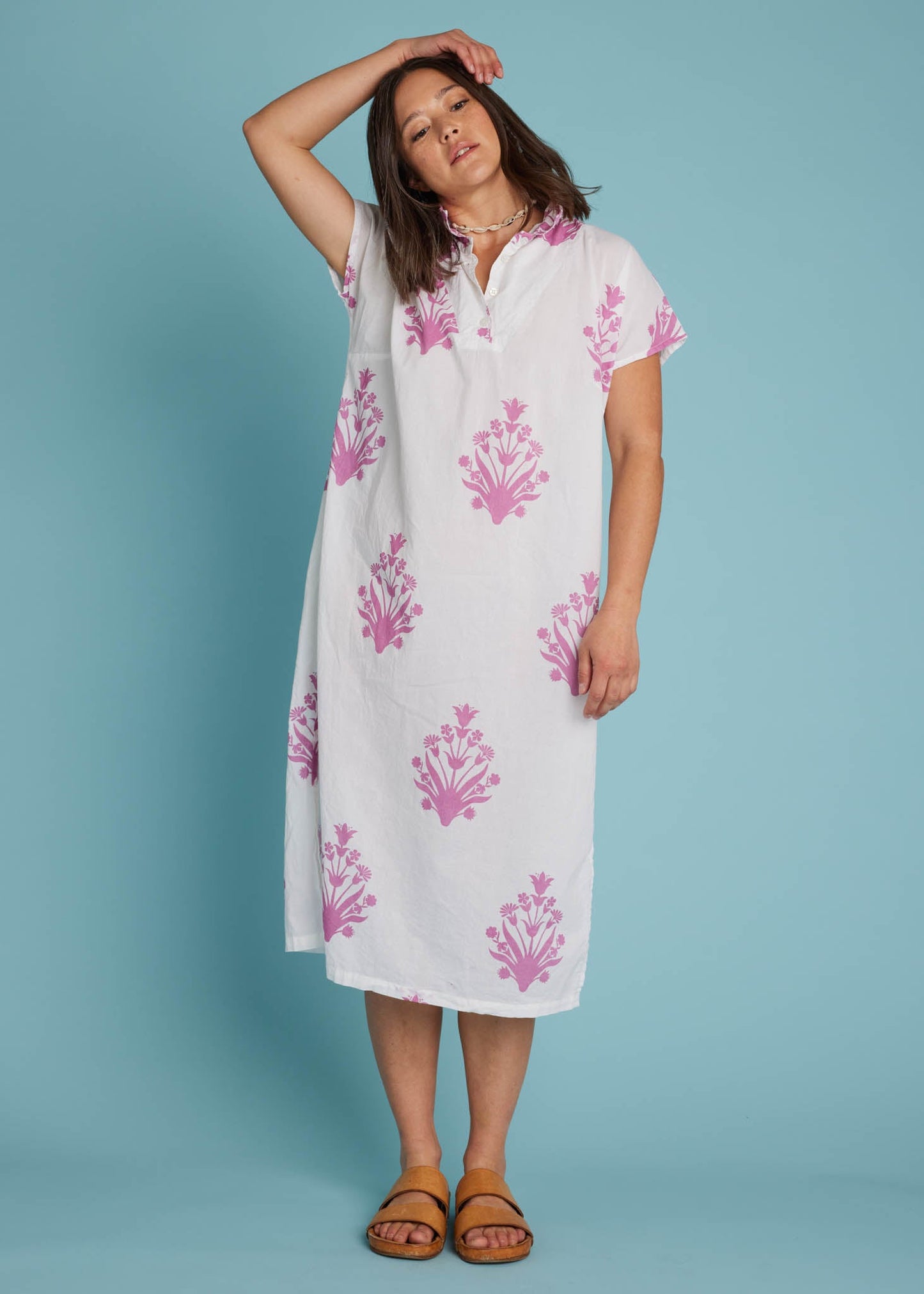 Caftán Scout - Dalia floral cameo