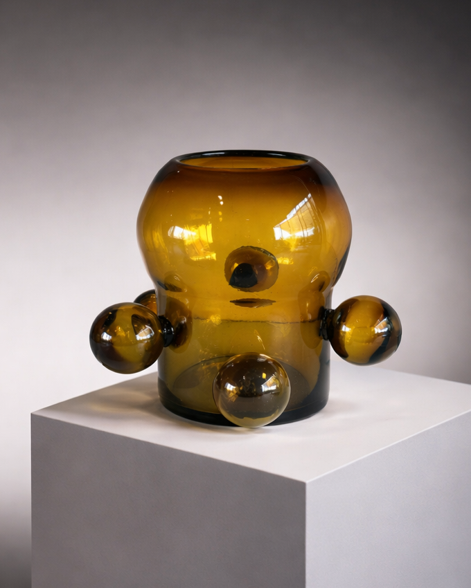 Tierra Vase by MESO