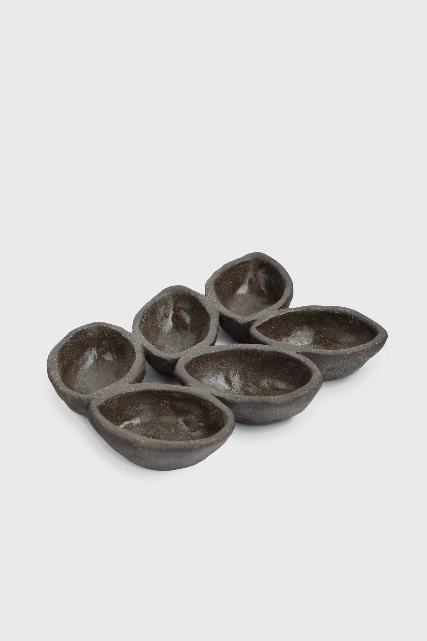 Plato de servir de cerámica artesanal "PUMPERNICKEL"