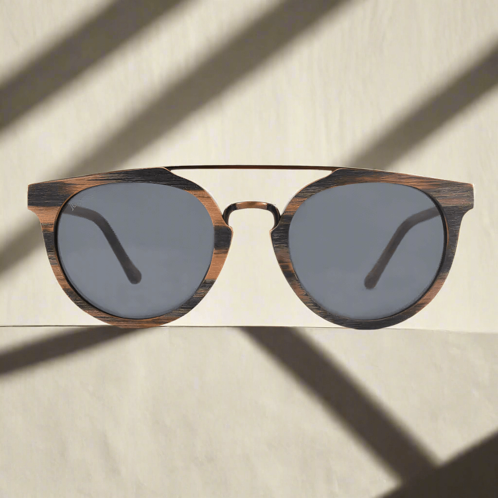 Las gafas de sol de madera Shiva