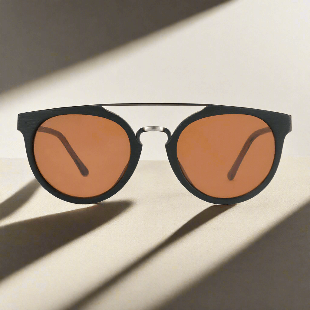 Las gafas de sol de madera Shiva