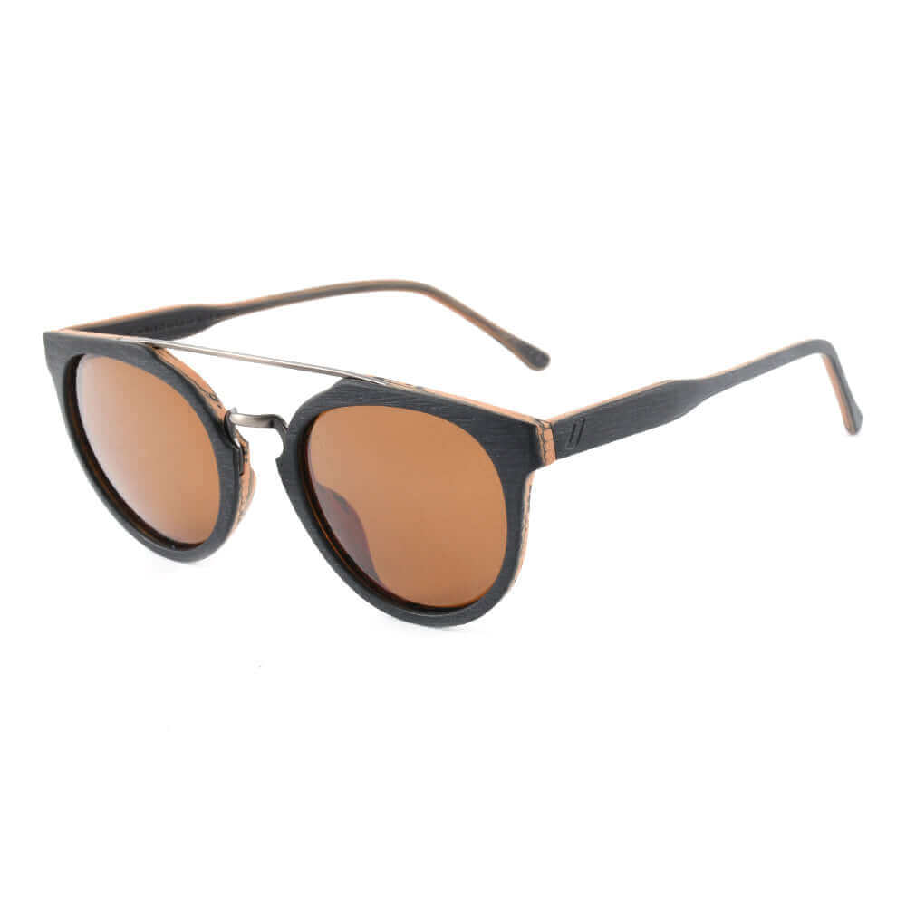 Las gafas de sol de madera Shiva
