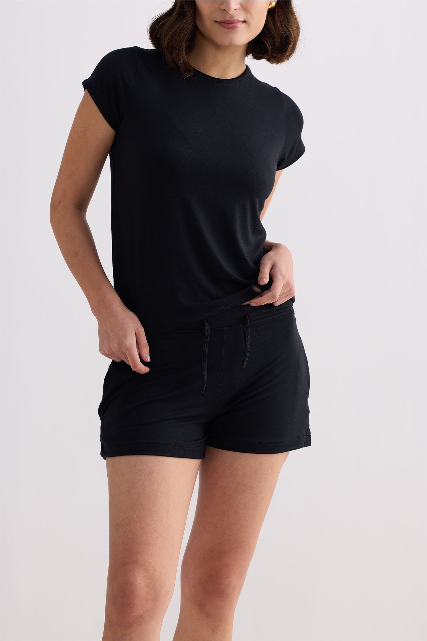 Pantalón Corto de Punto Esencial en Negro