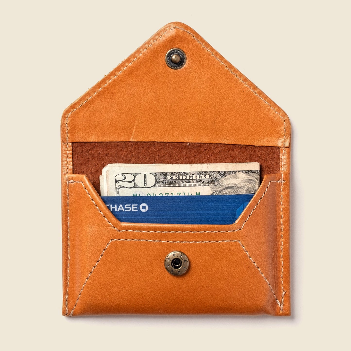 Mini cartera tipo sobre con protección RFID - Miel