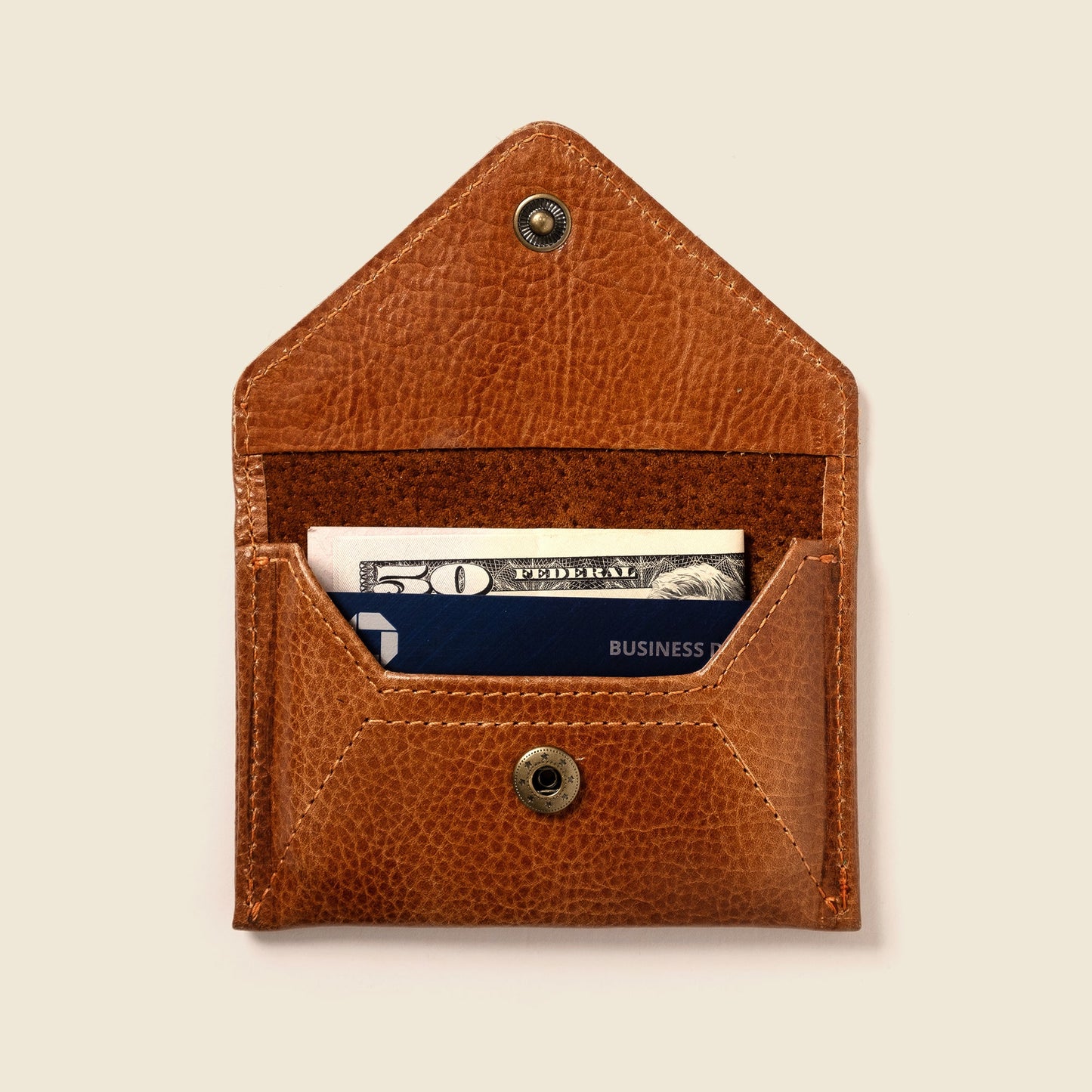 Mini cartera tipo sobre con protección RFID - Caramelo