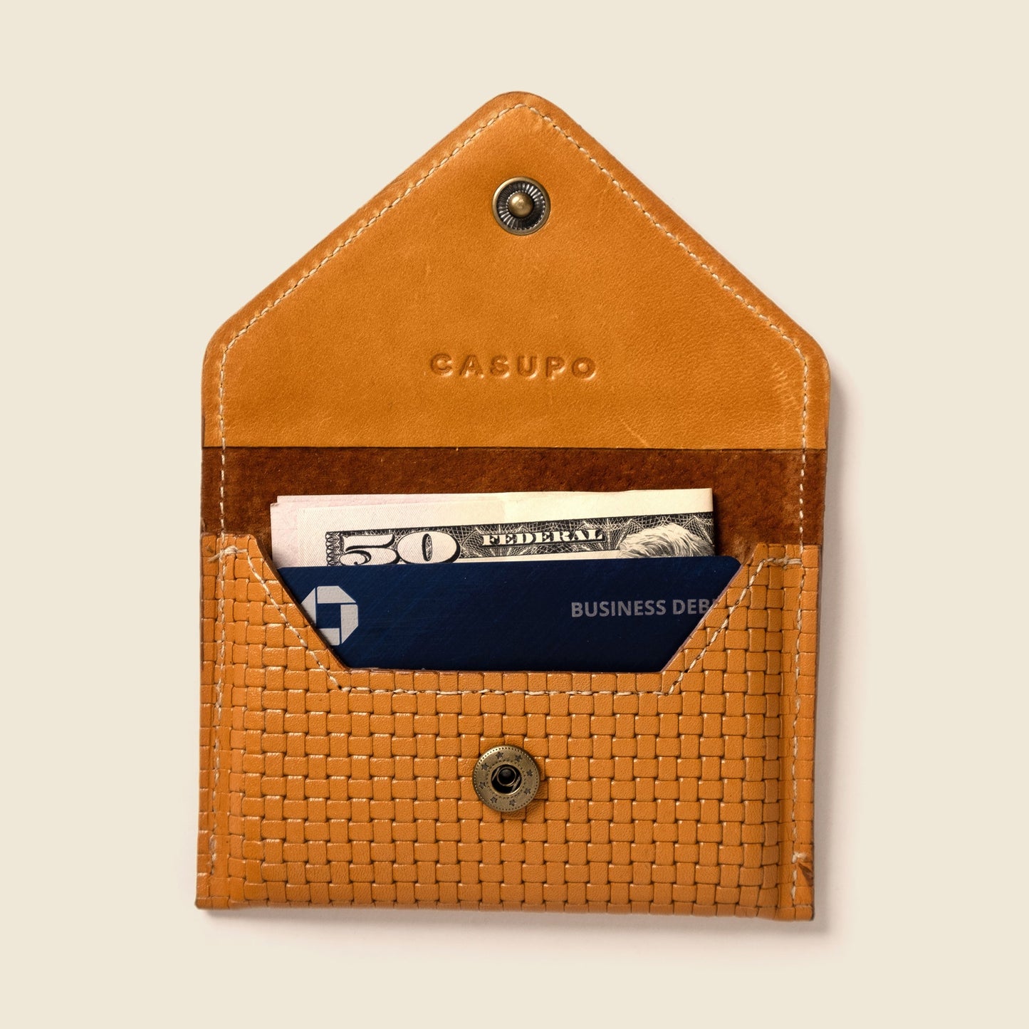 Mini cartera tipo sobre con protección RFID - Edición limitada color canela
