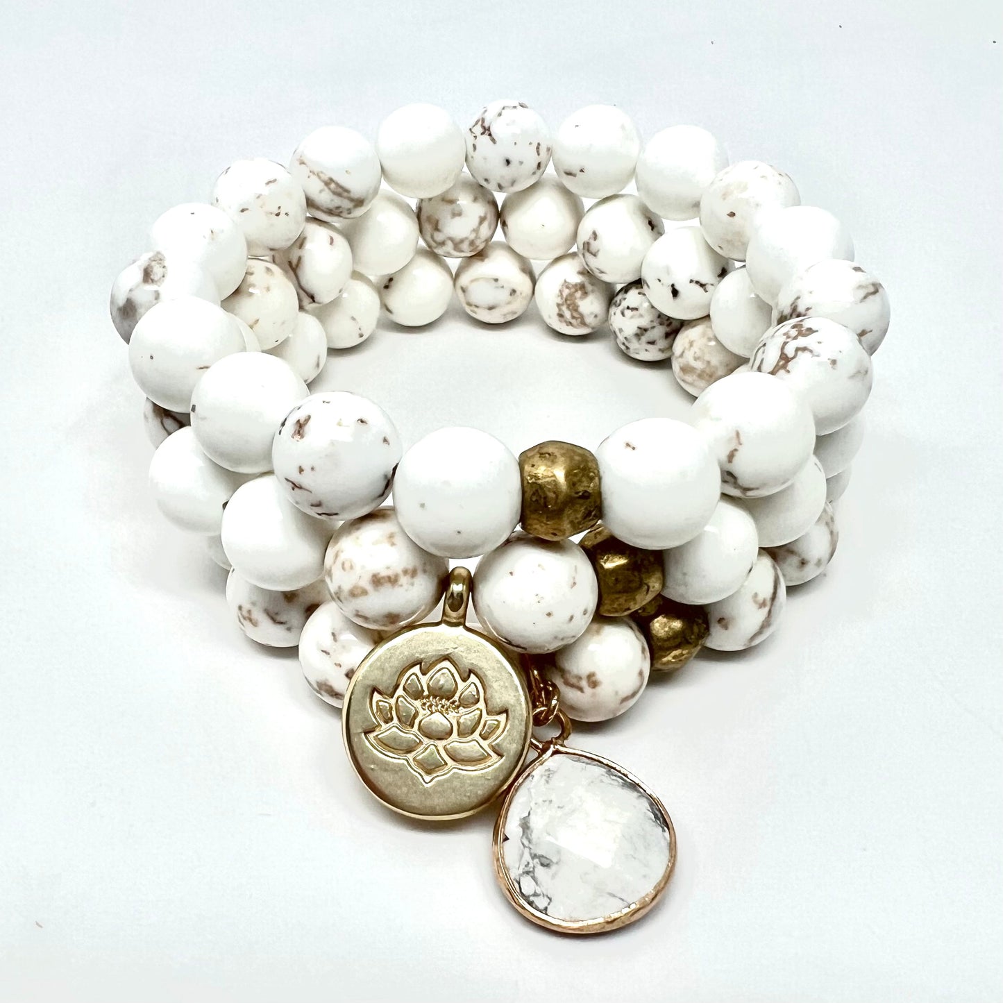 Pulsera de howlita blanca