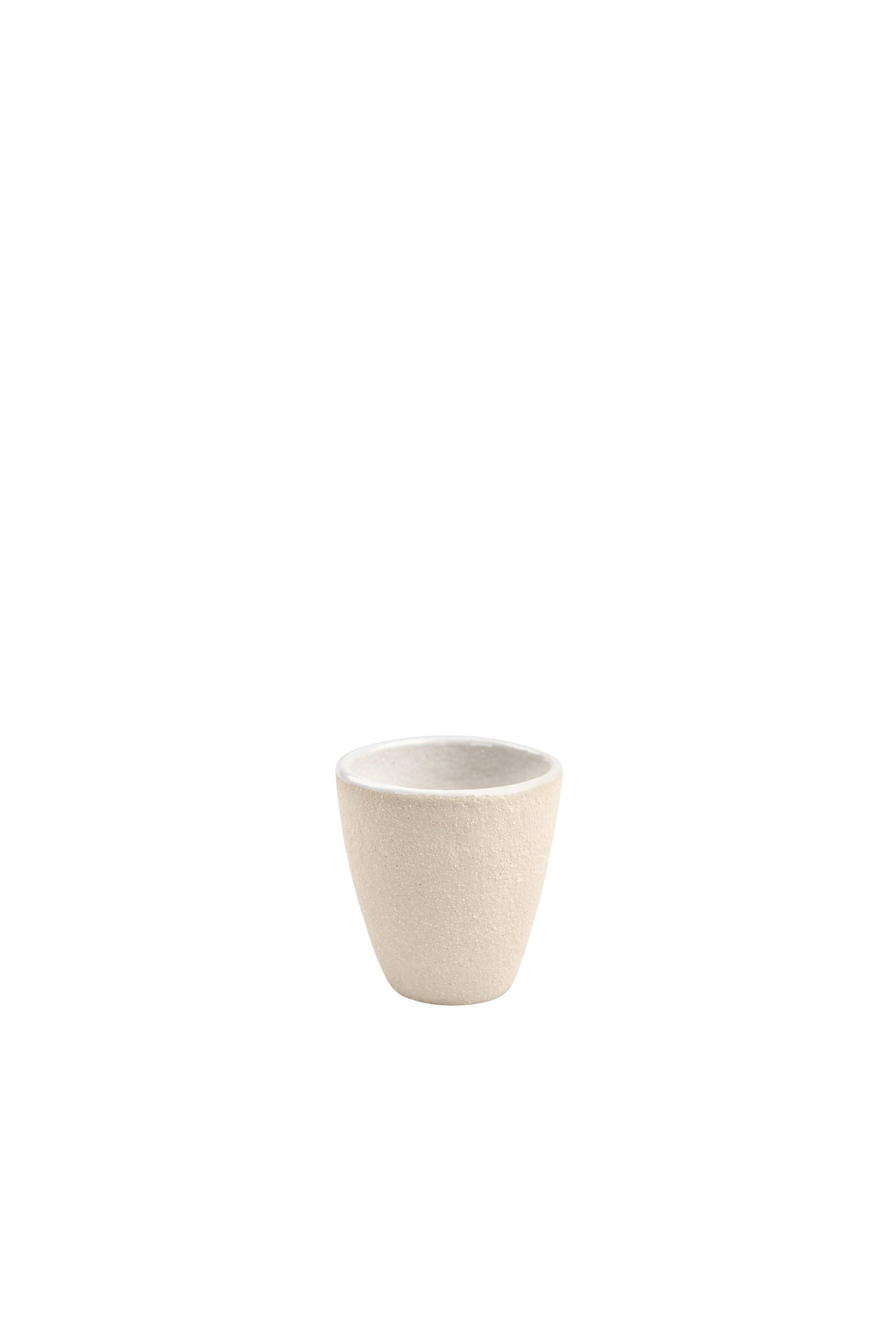 Taza de espresso de cerámica hecha a mano