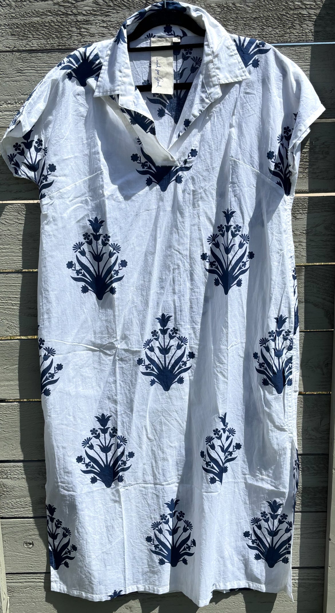 Caftán Scout - Cameo Floral Azul Marino Verdadero
