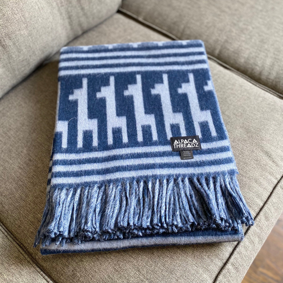 Alpaca Wool Throw Blanket - Alpaca Design