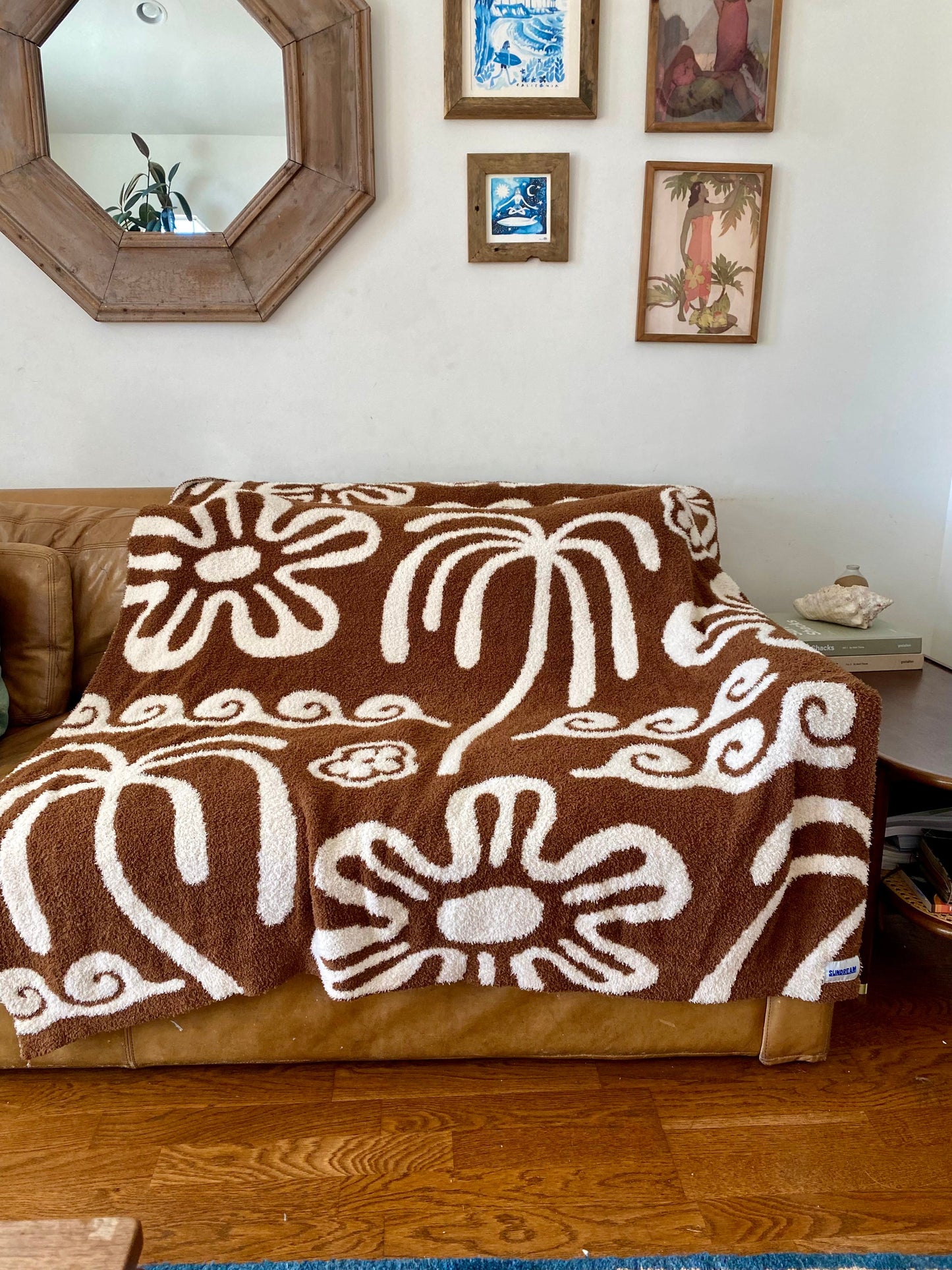 Manta de felpa Hanalei - Moca y crema