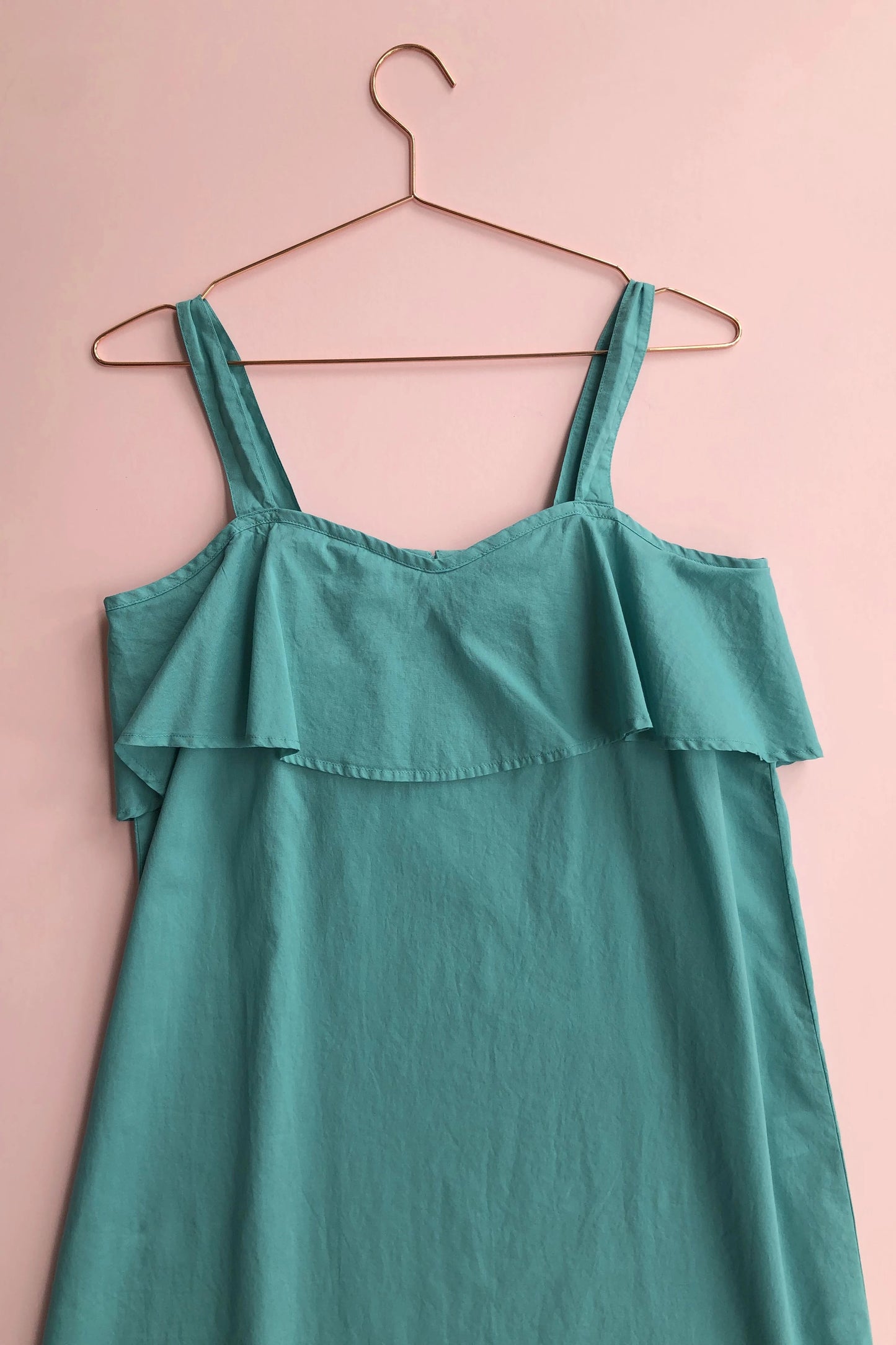 Vestido con volantes