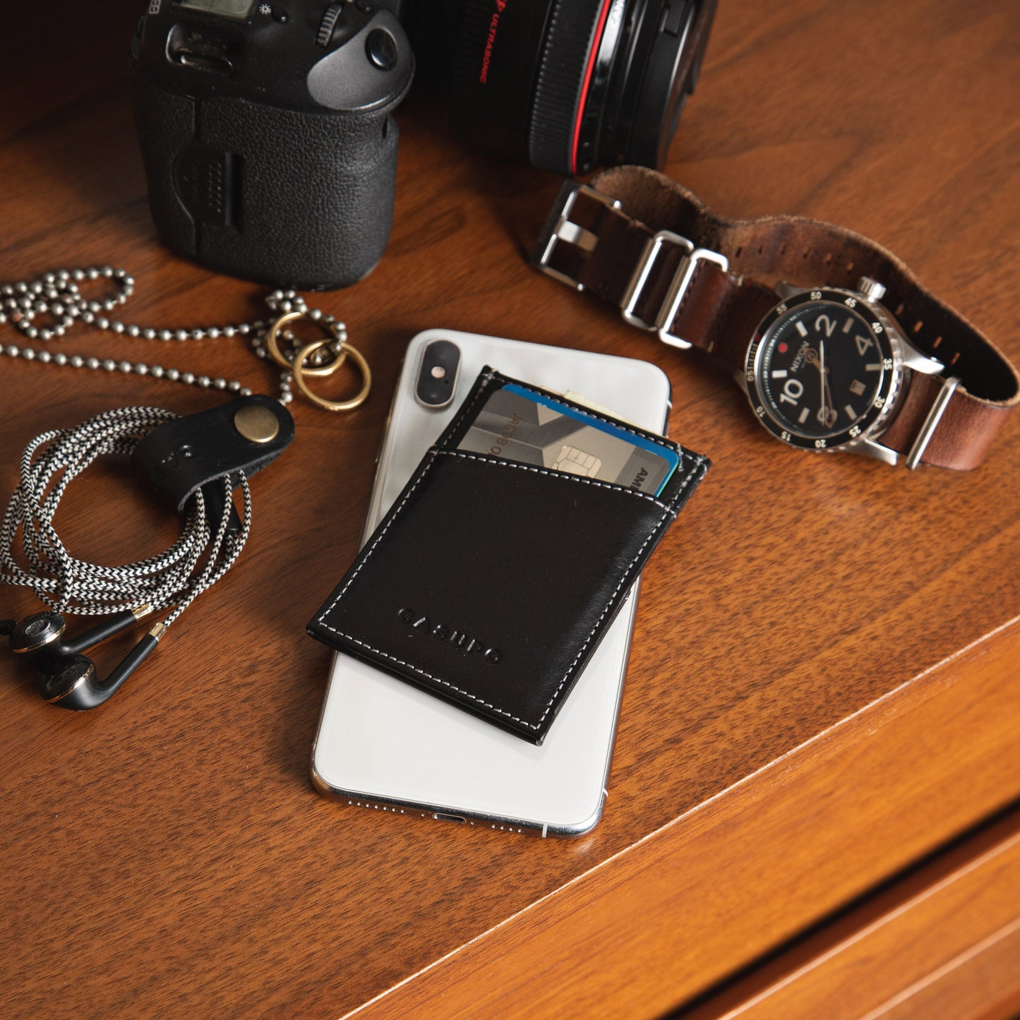 Cartera minimalista con protección RFID - Marrón