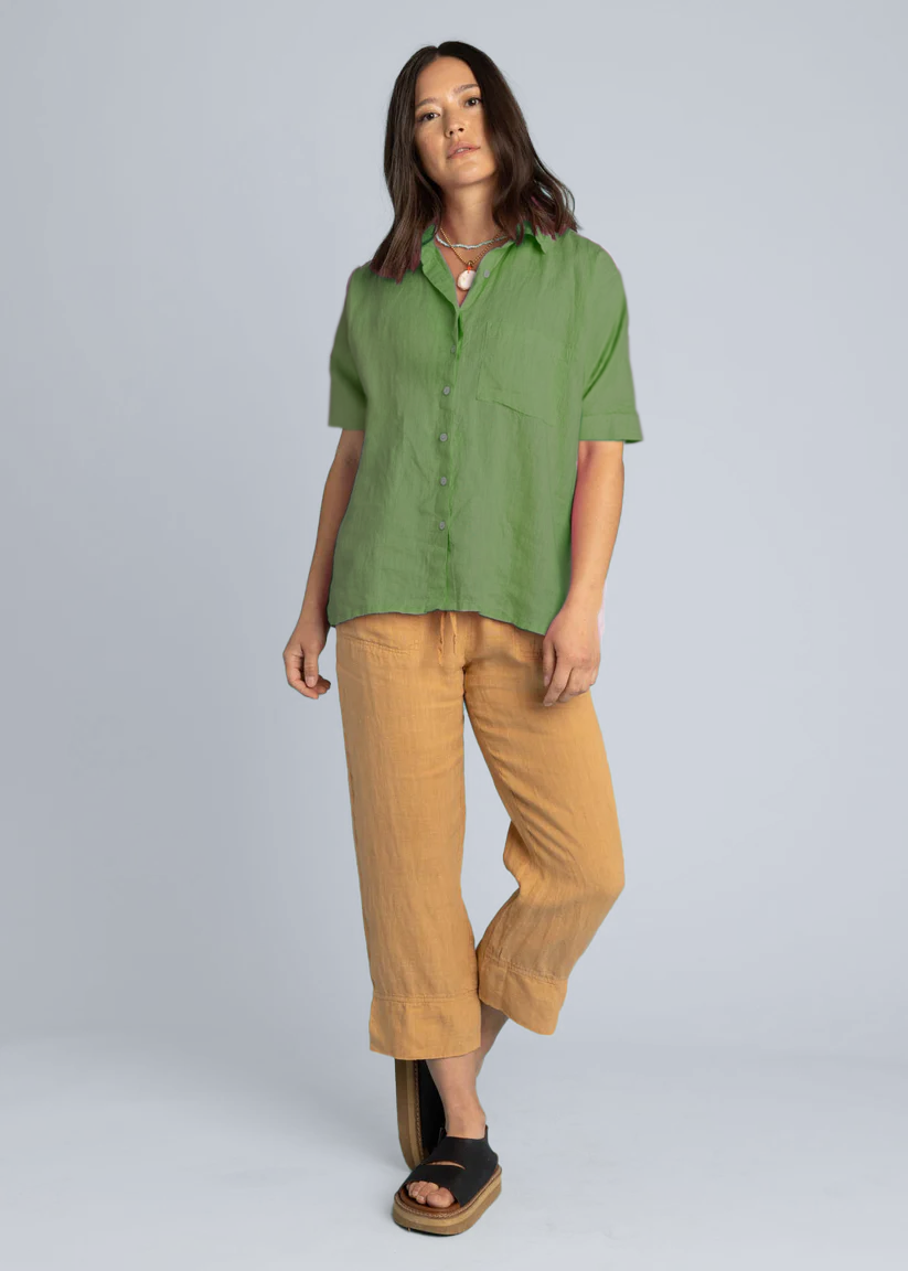 Camisa de lino de manga corta Good Boyfriend - Verde oliva
