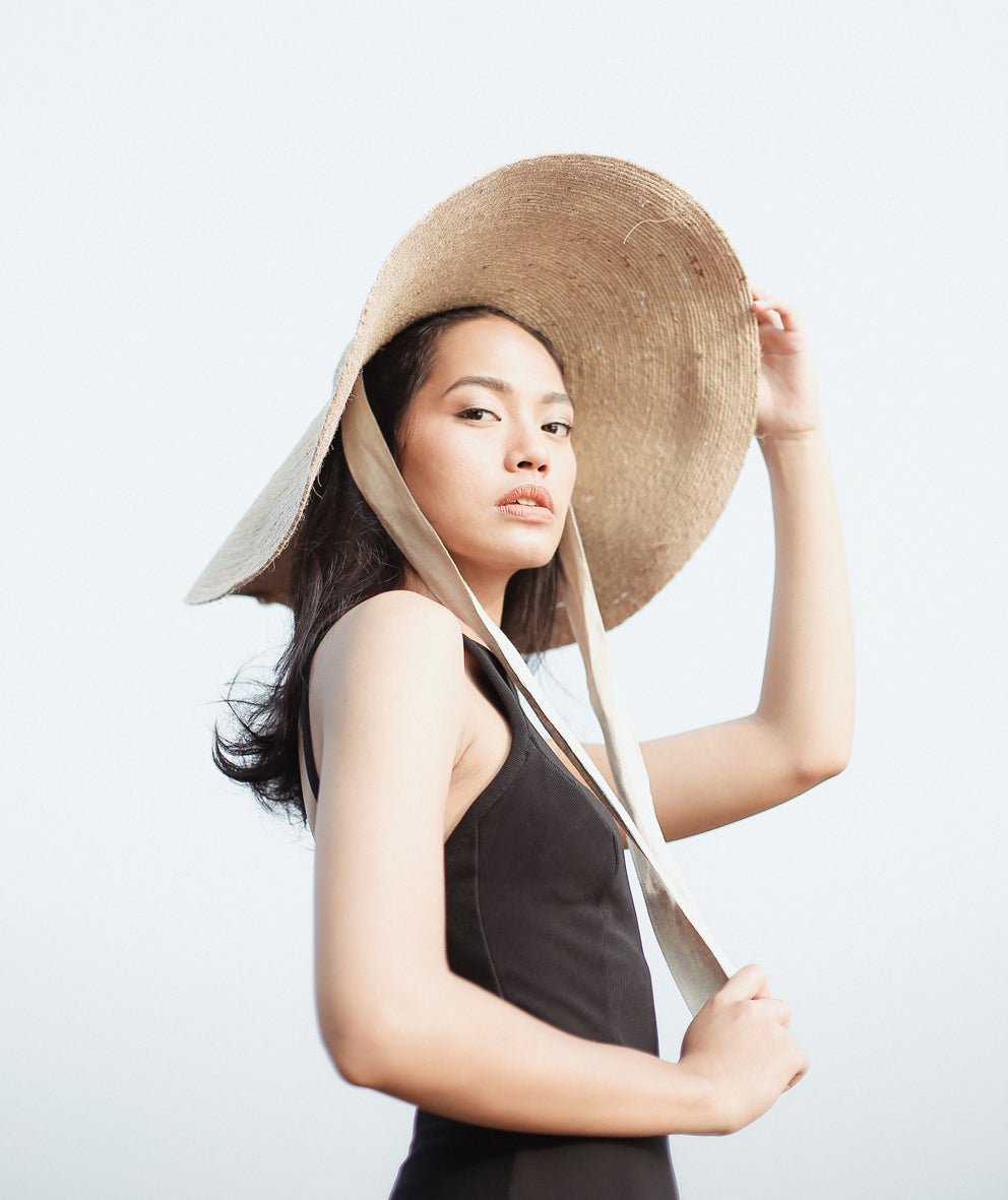 Sombrero de paja de yute de ala ancha LOLA en beige natural