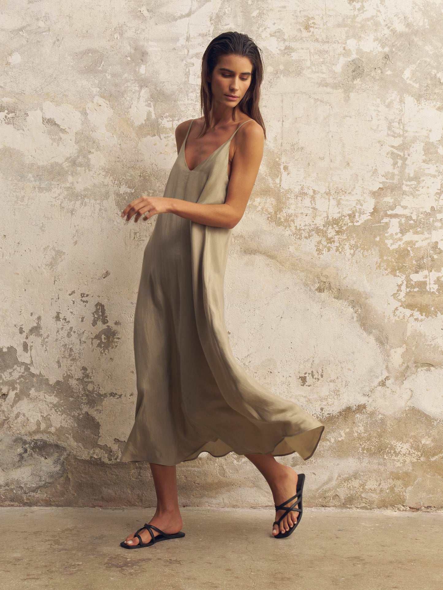 Maxivestido Lucid Flow - Verde Caqui