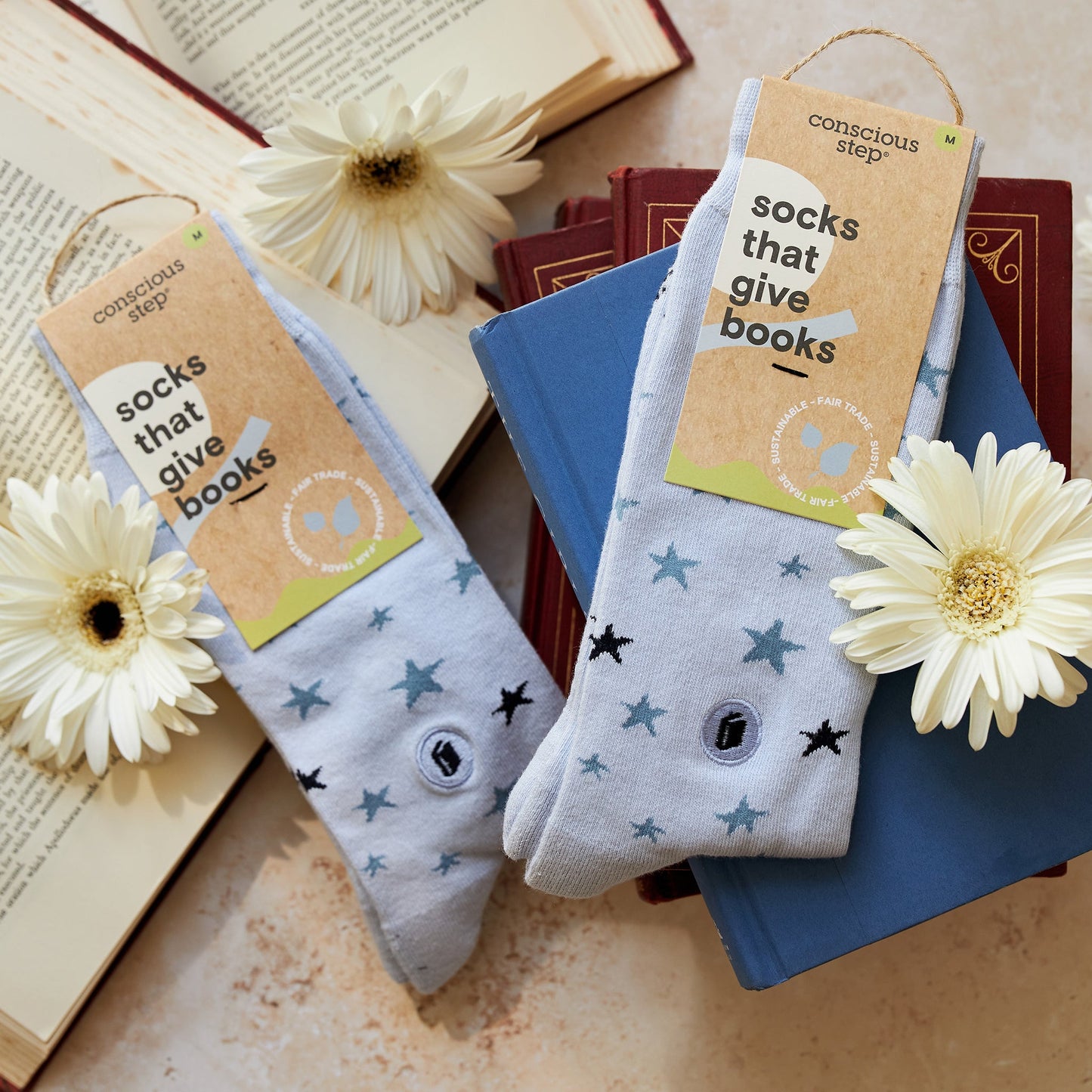 Calcetines que regalan libros