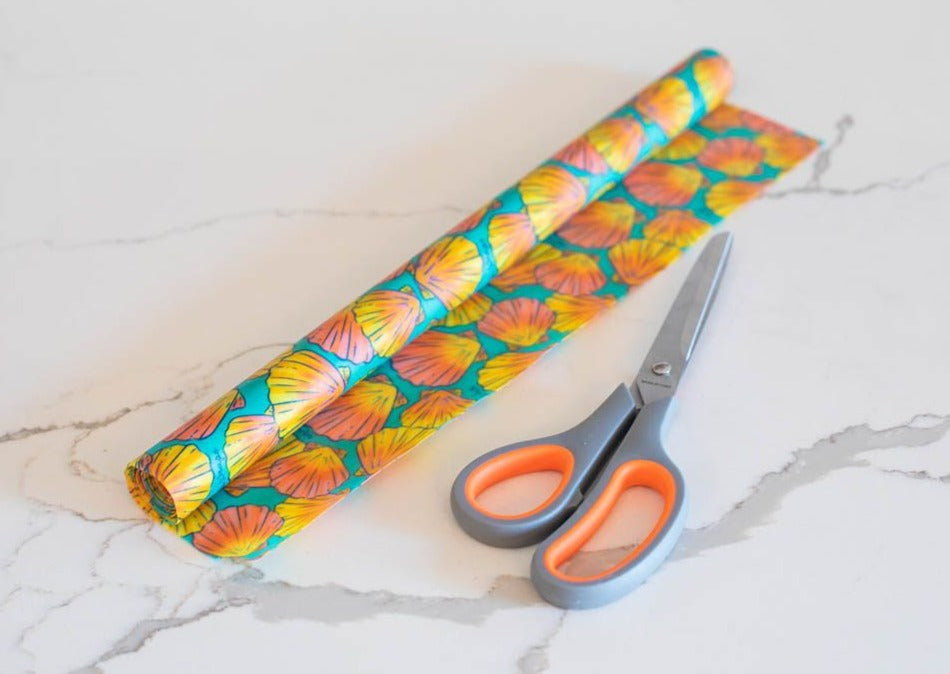 Meli Wraps Rollo a granel de envoltura de cera de abeja + juego de cubiertos con estampado de conchas marinas