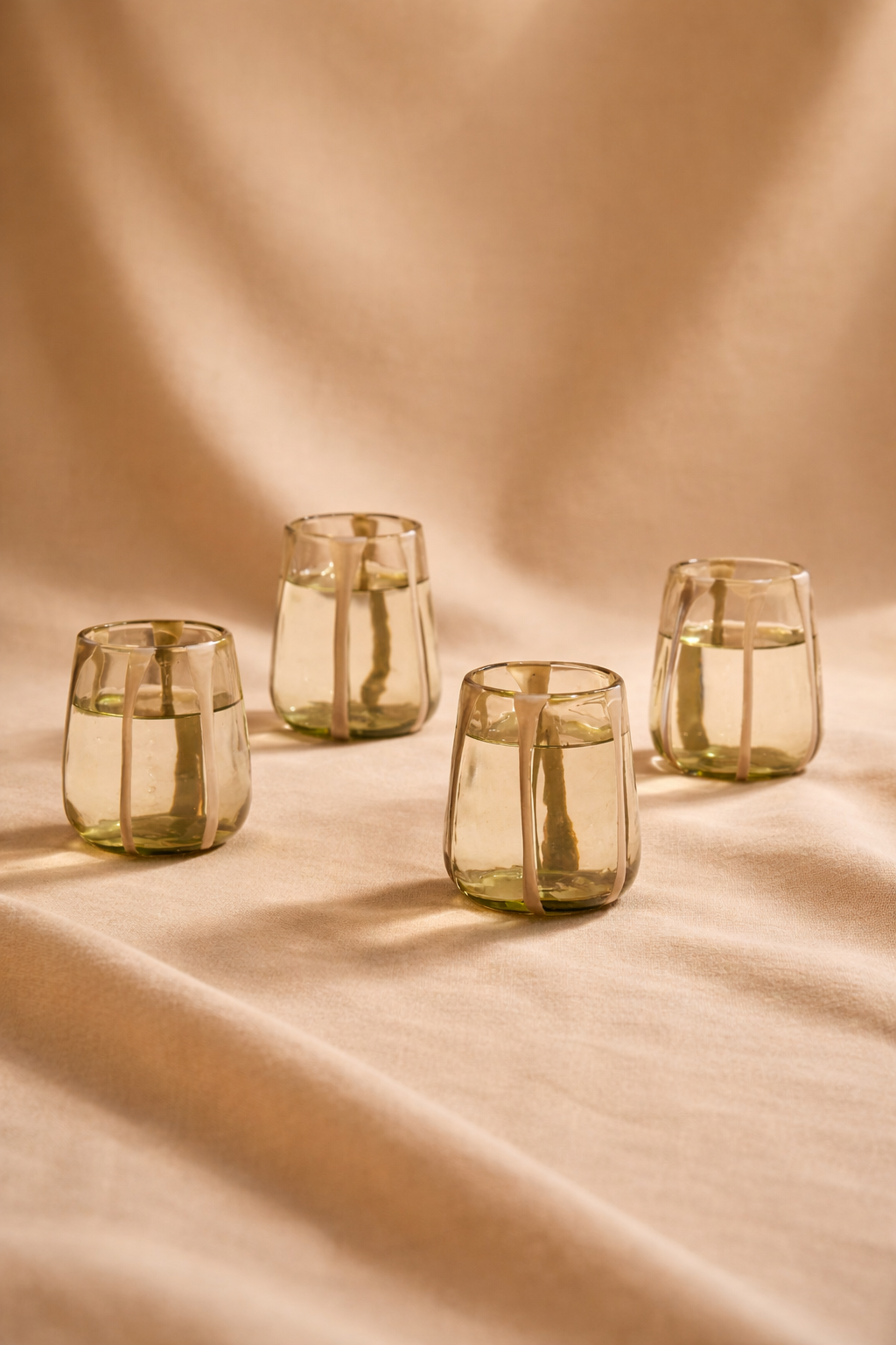 Juego de cuatro vasos Olivia de MESO