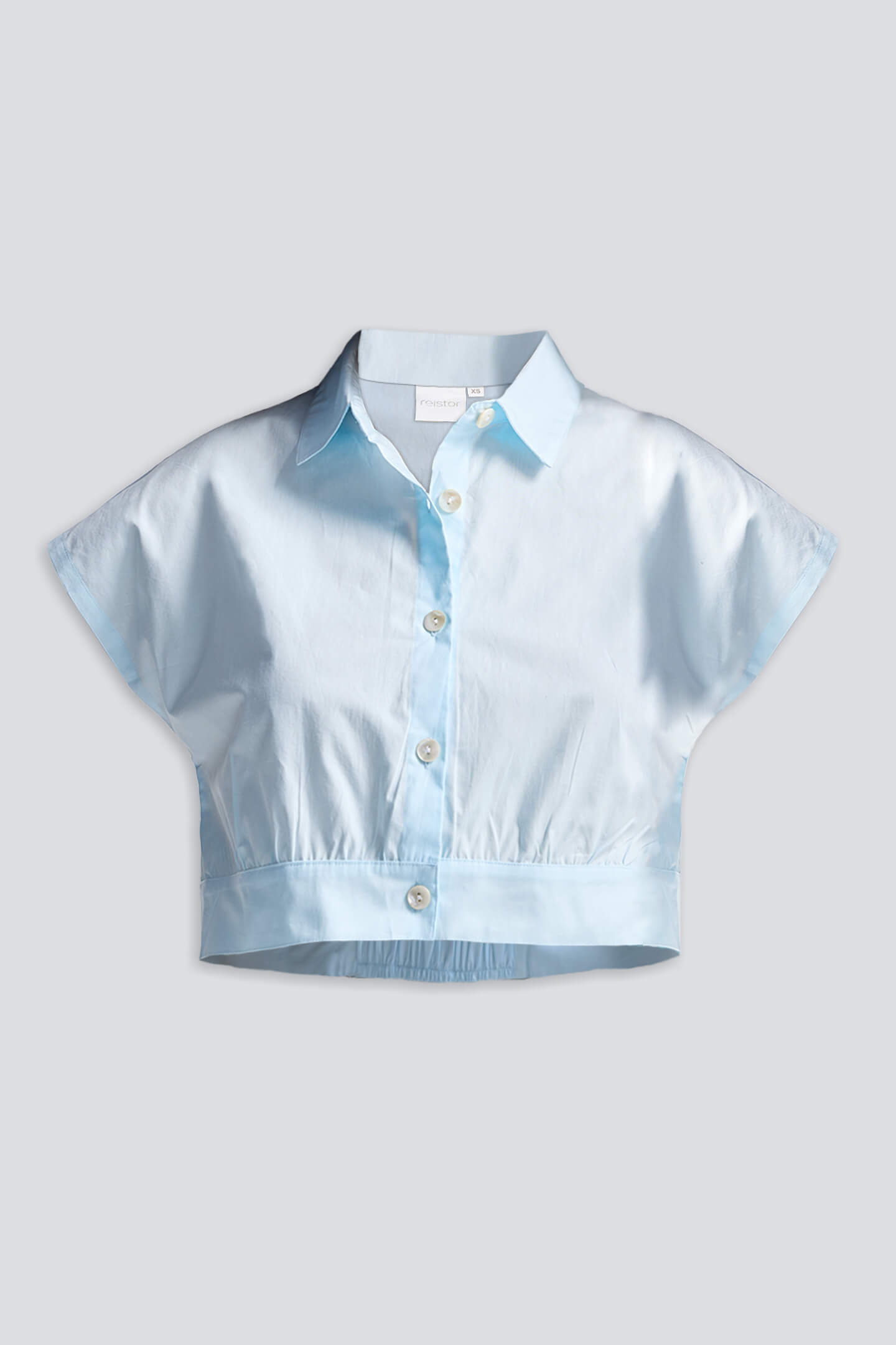 Camisa corta extragrande en azul veraniego