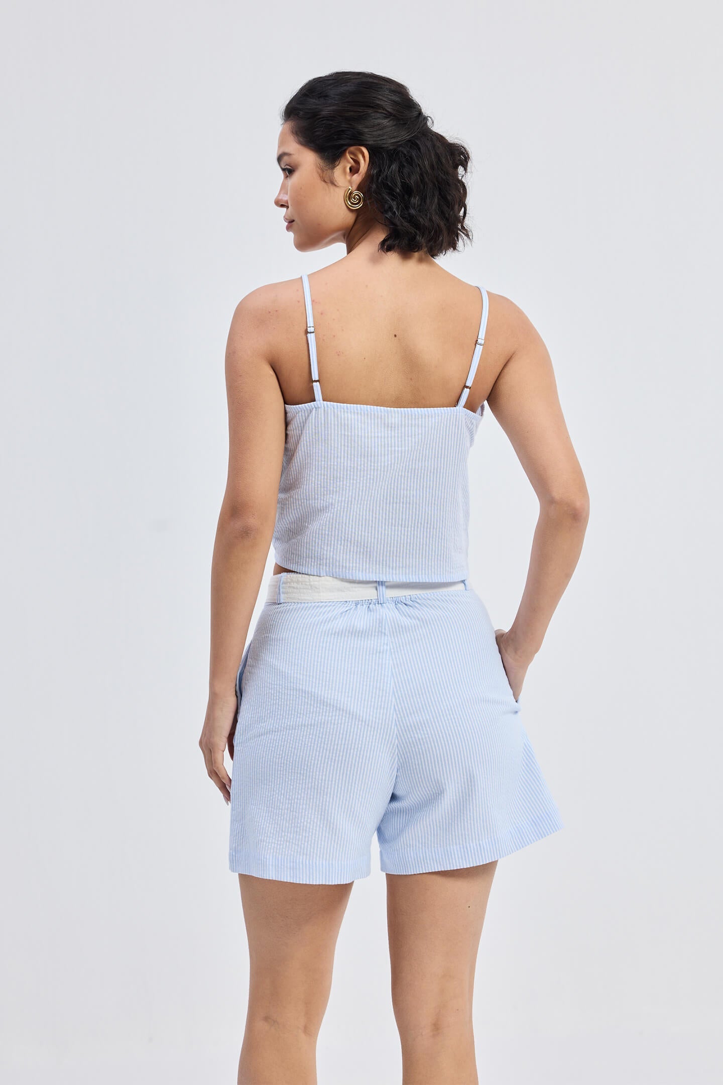 Pantalones cortos de corte regular a rayas