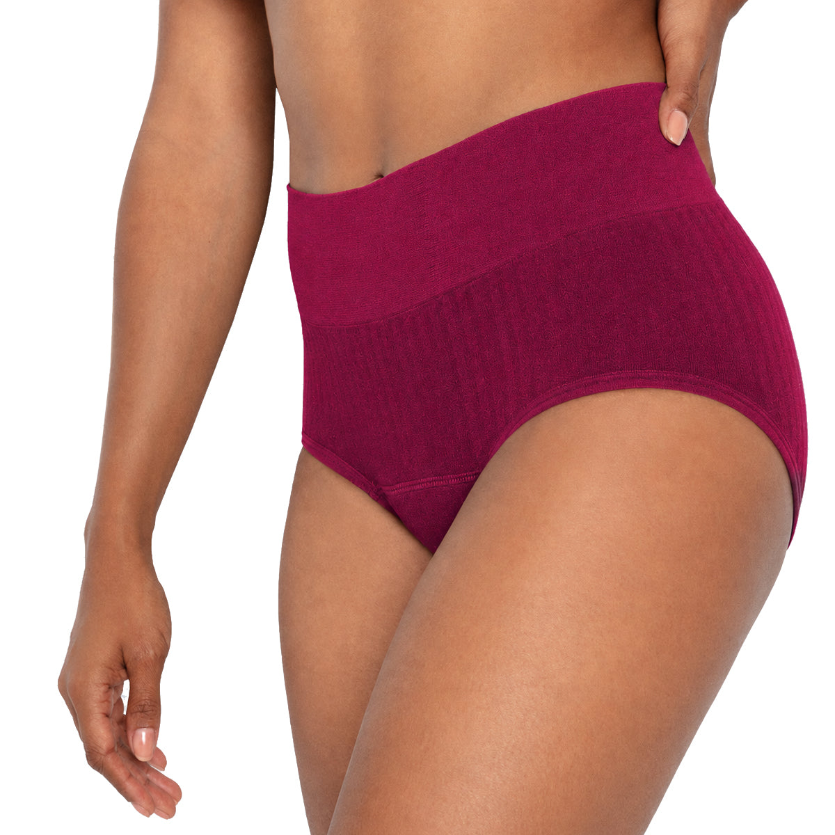 La braga de cintura alta para la regla, confeccionada con tejido SportyStretch™, para flujos abundantes.