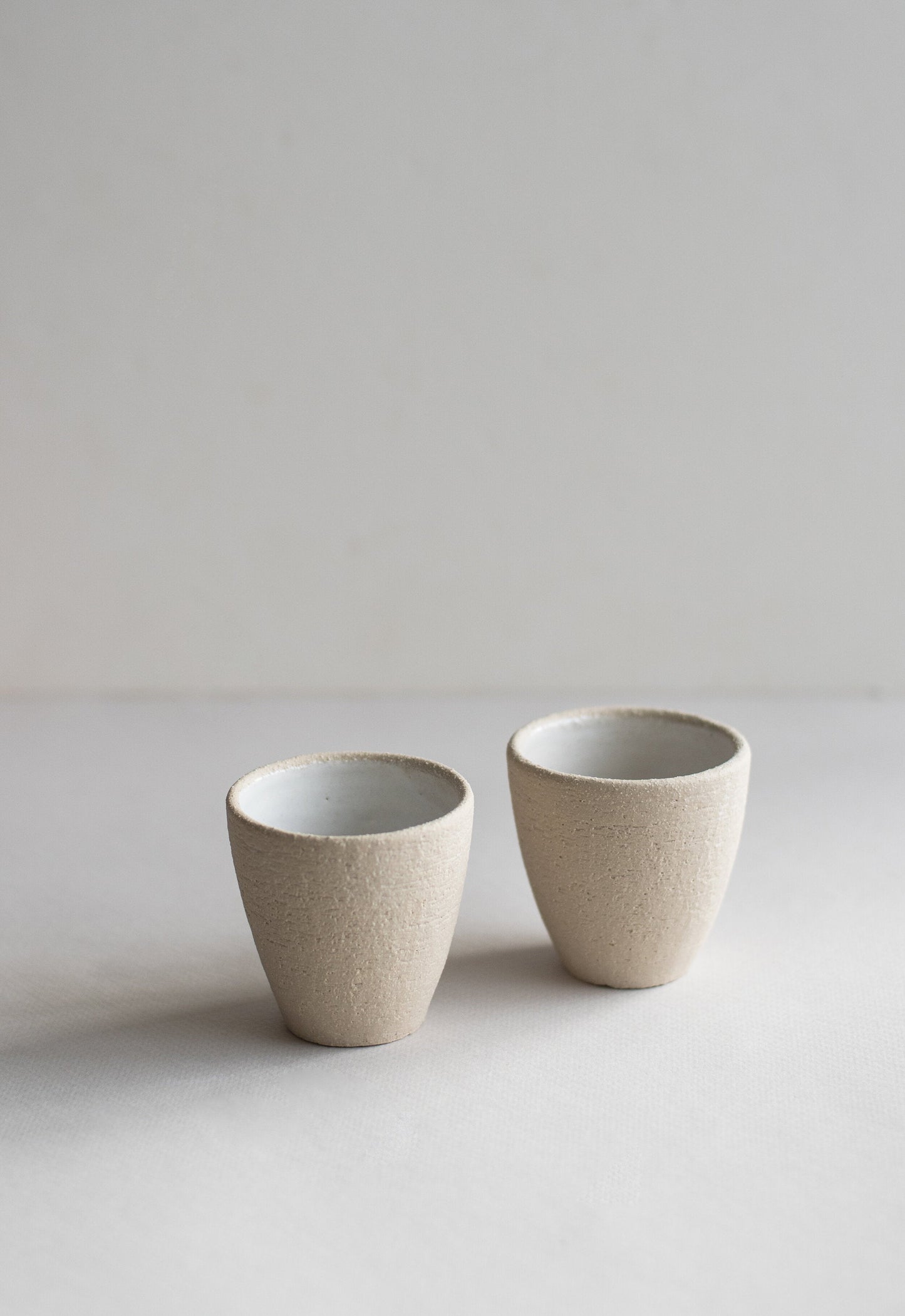 Taza de espresso de cerámica hecha a mano