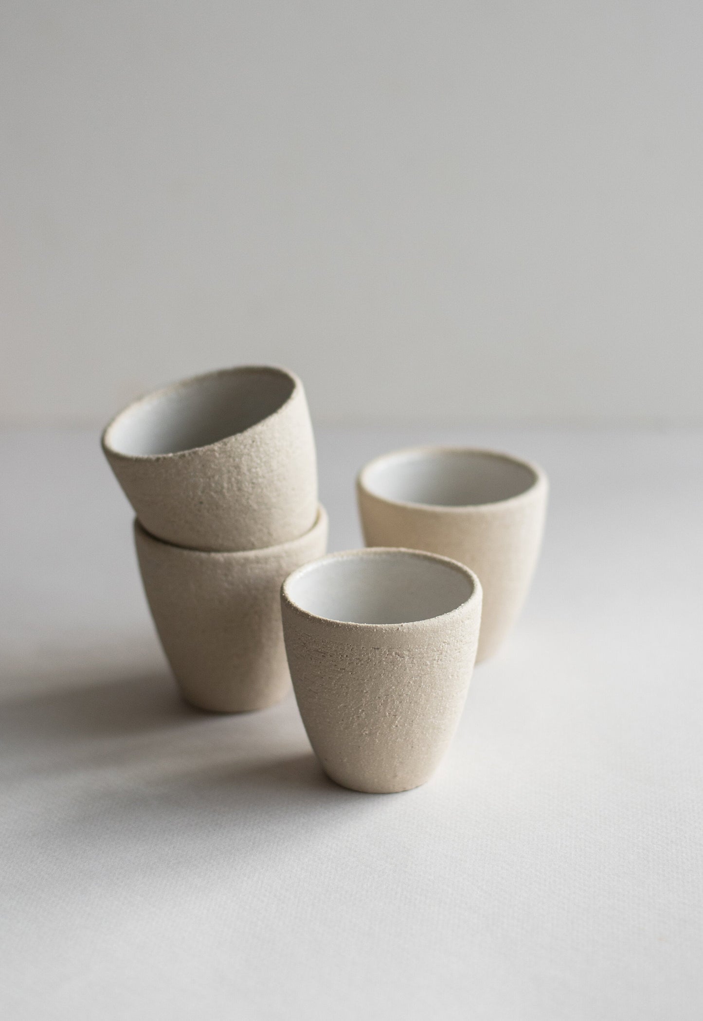 Taza de espresso de cerámica hecha a mano