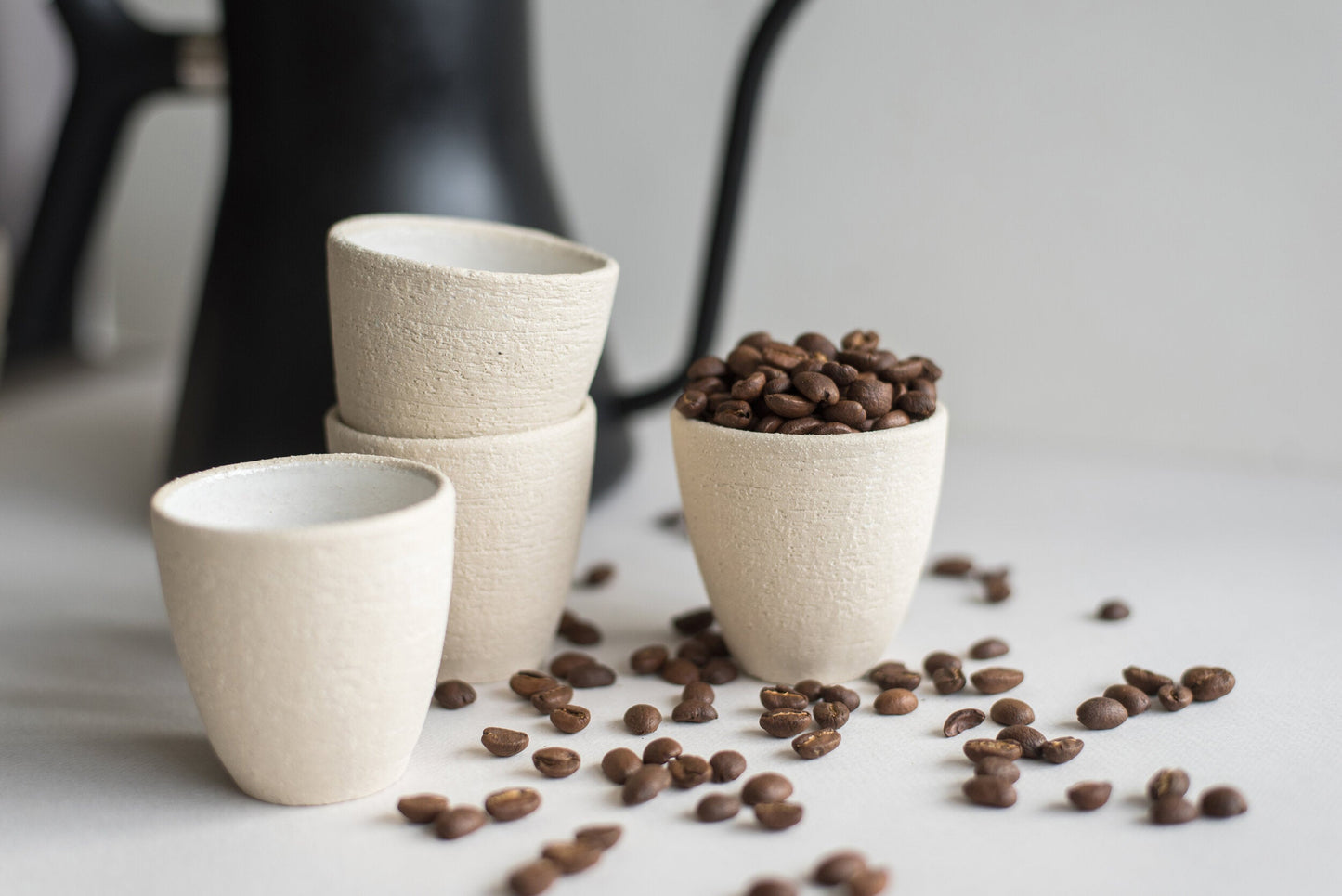 Taza de espresso de cerámica hecha a mano