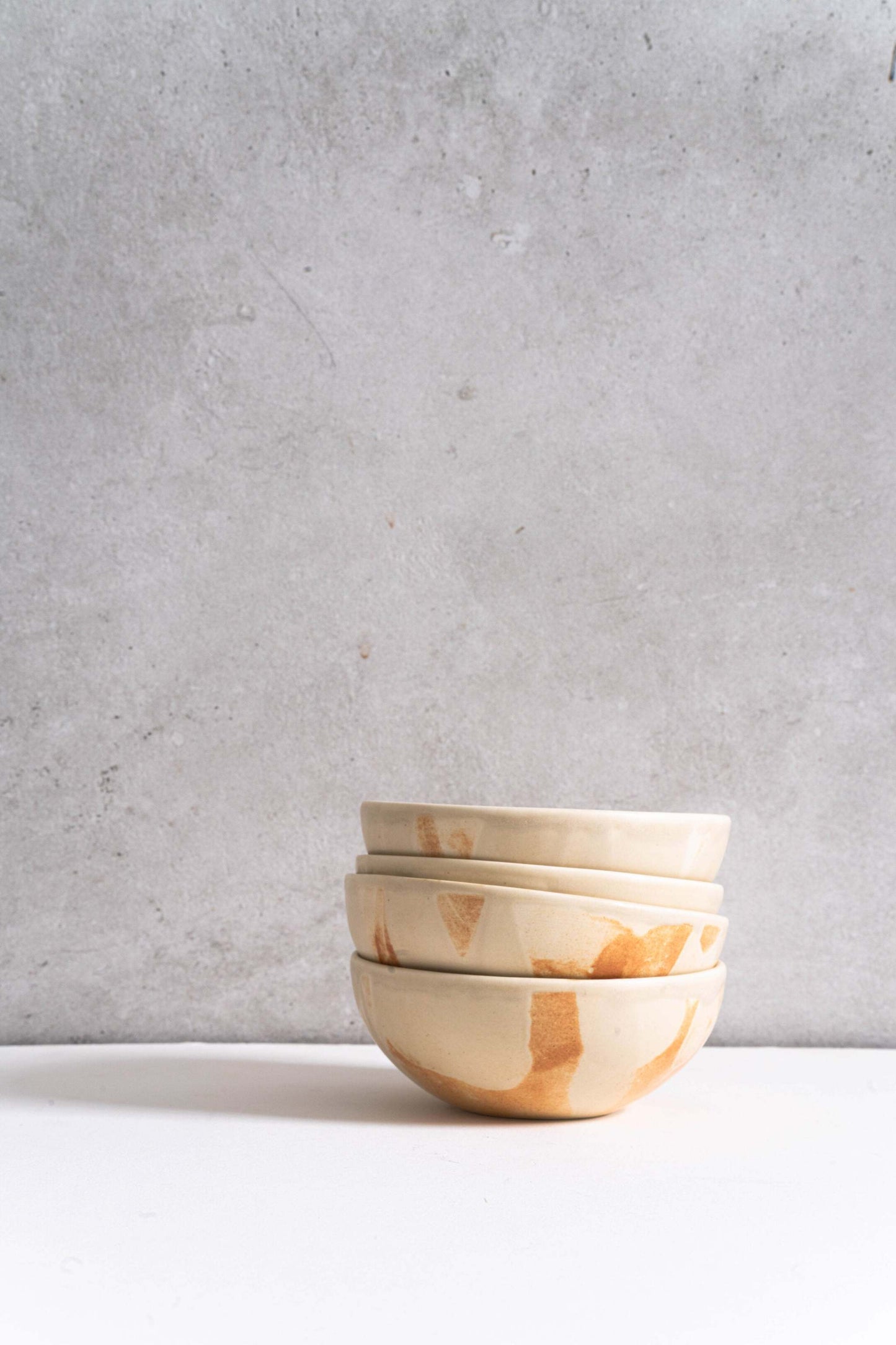 Cuenco de gres beige mate