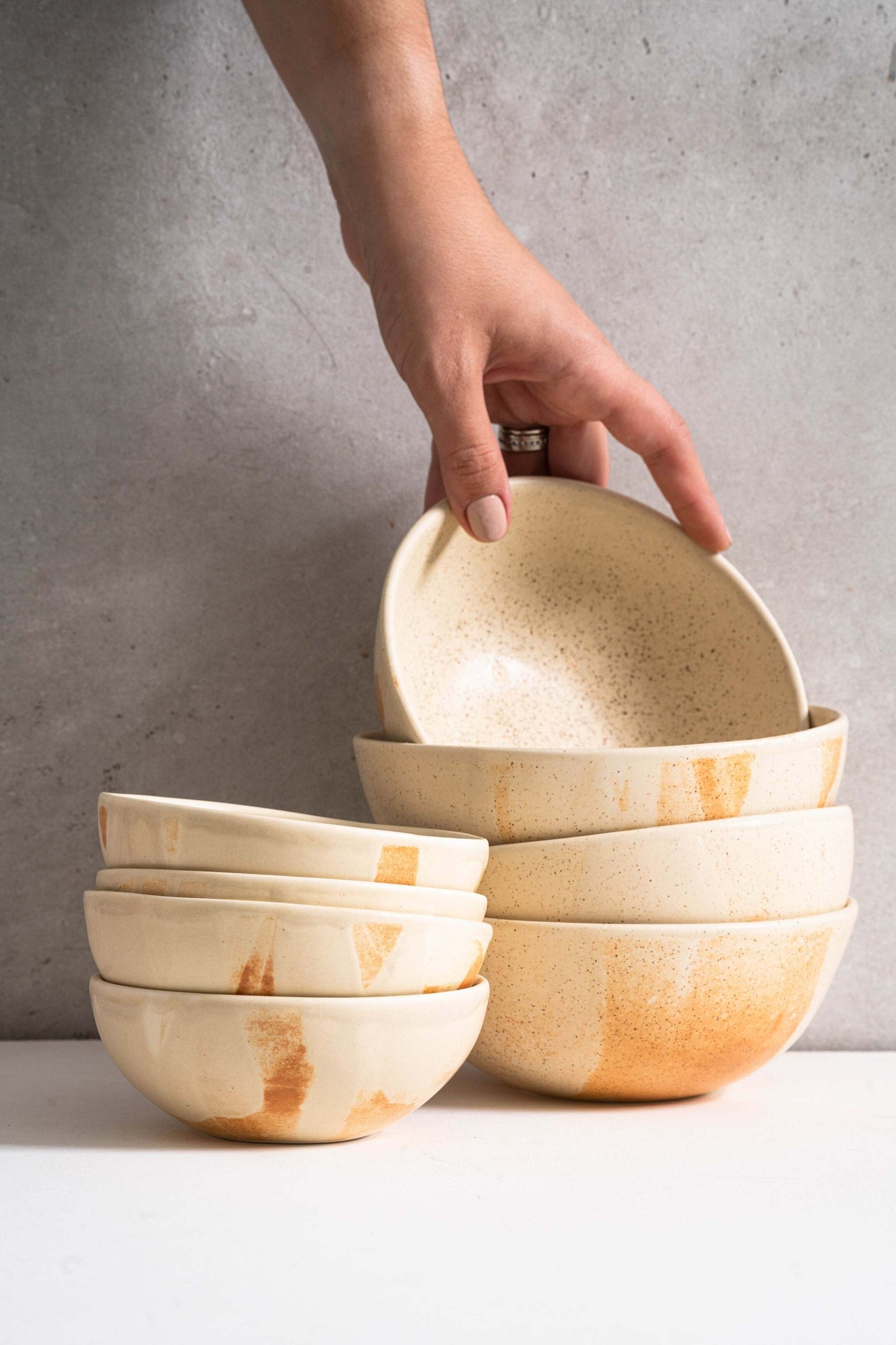 Cuenco de gres beige mate