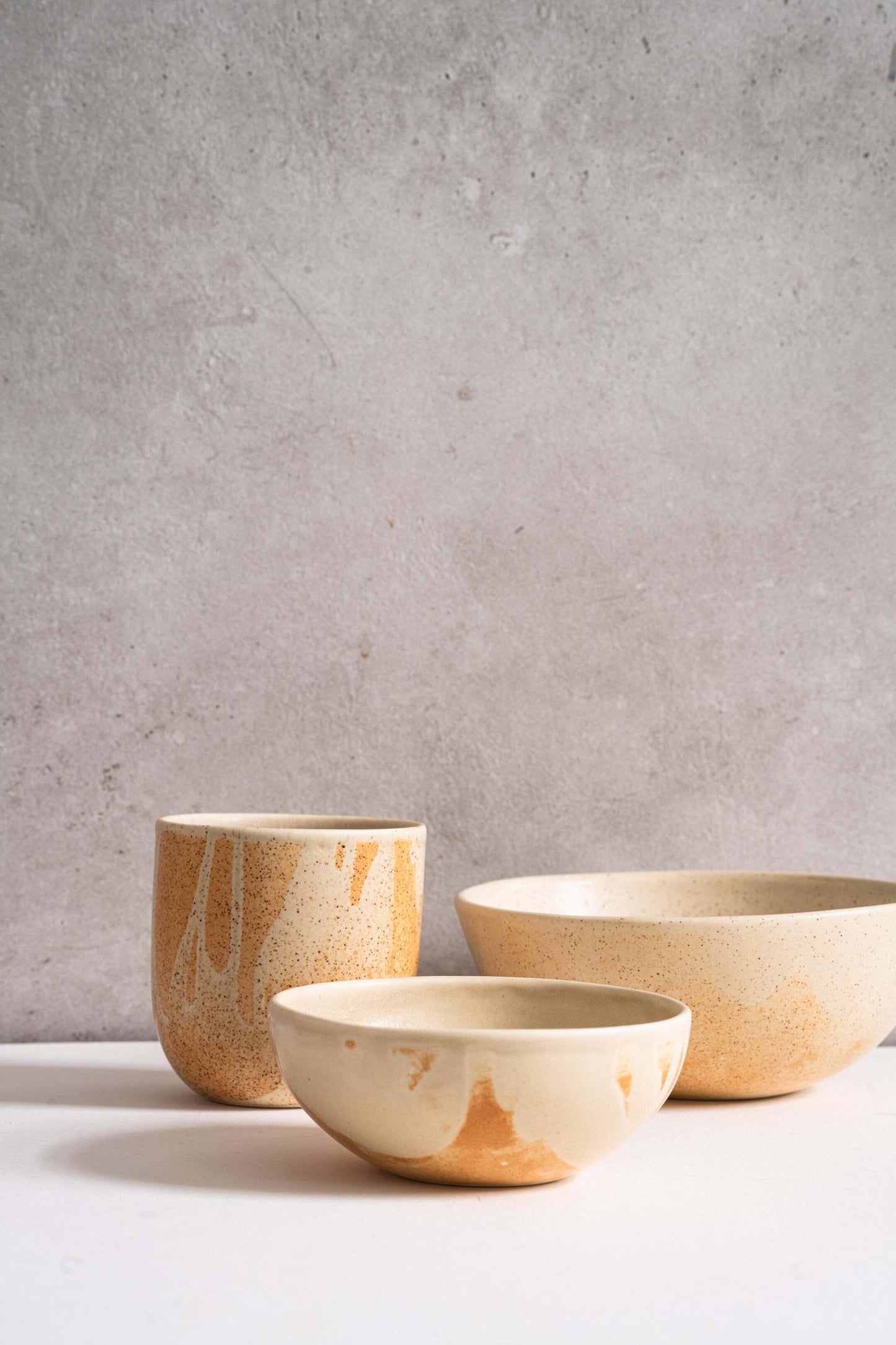 Cuenco de gres beige mate