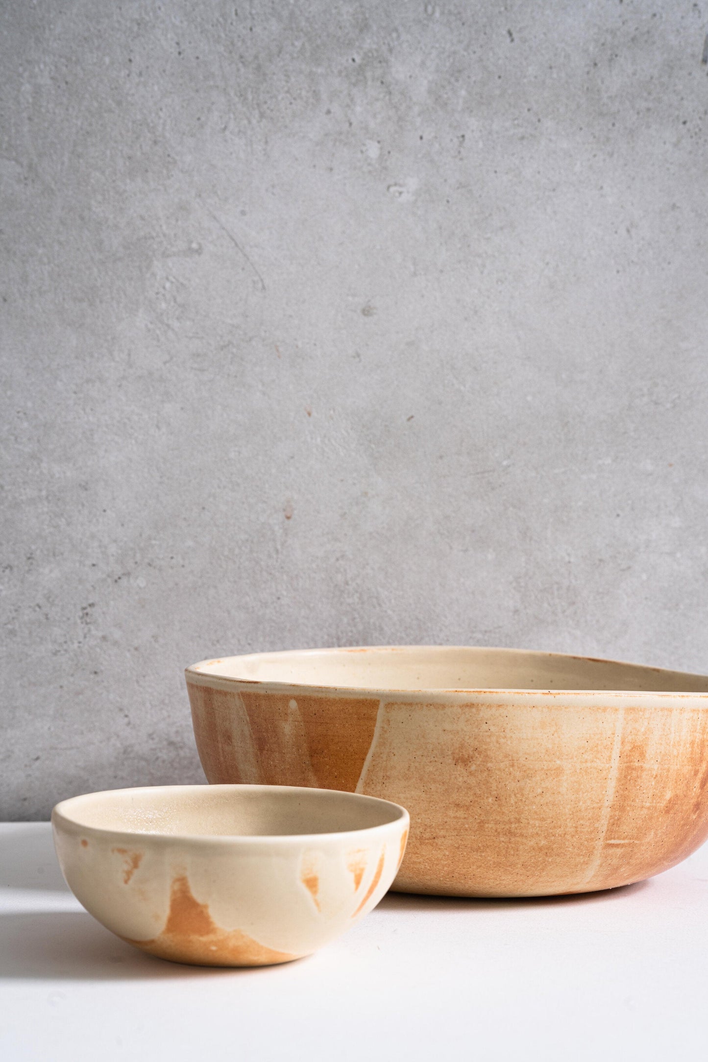 Ensaladera de gres beige mate 
