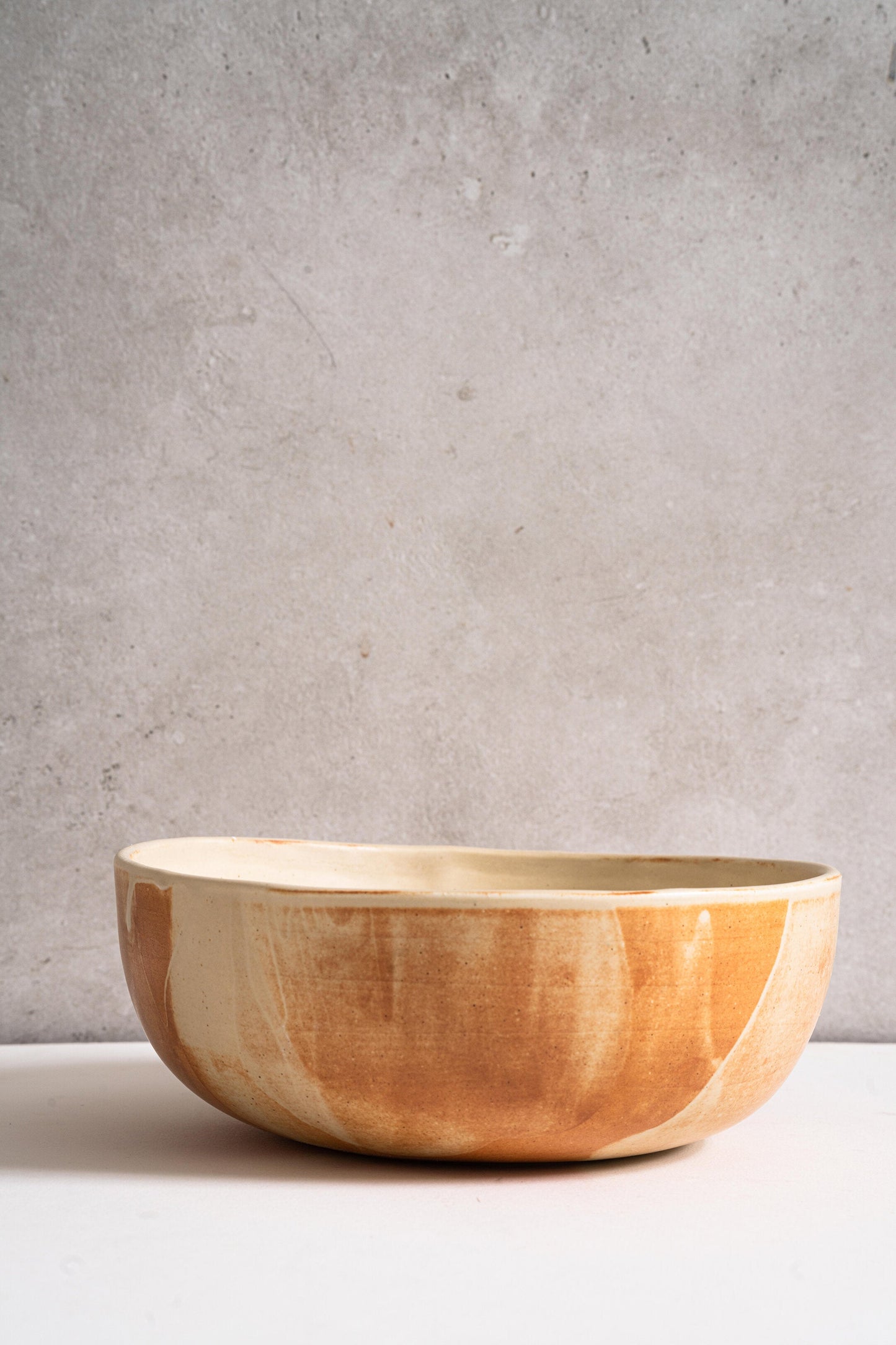 Ensaladera de gres beige mate 