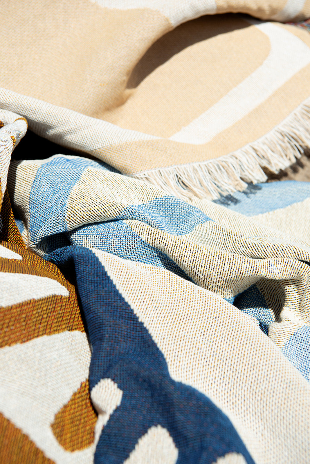Sundream Horizon Heritage Throw