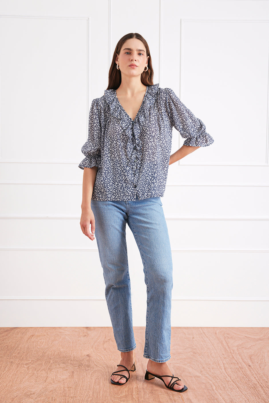 Camisa Chloe en azul marino Vintage Bloom 
