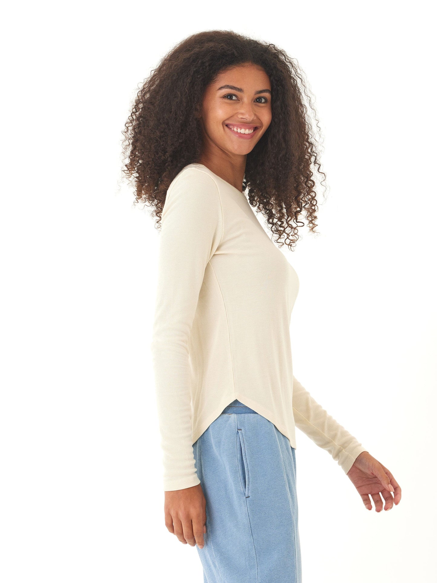 Camiseta de manga larga y cuello redondo Torri Feather Rib